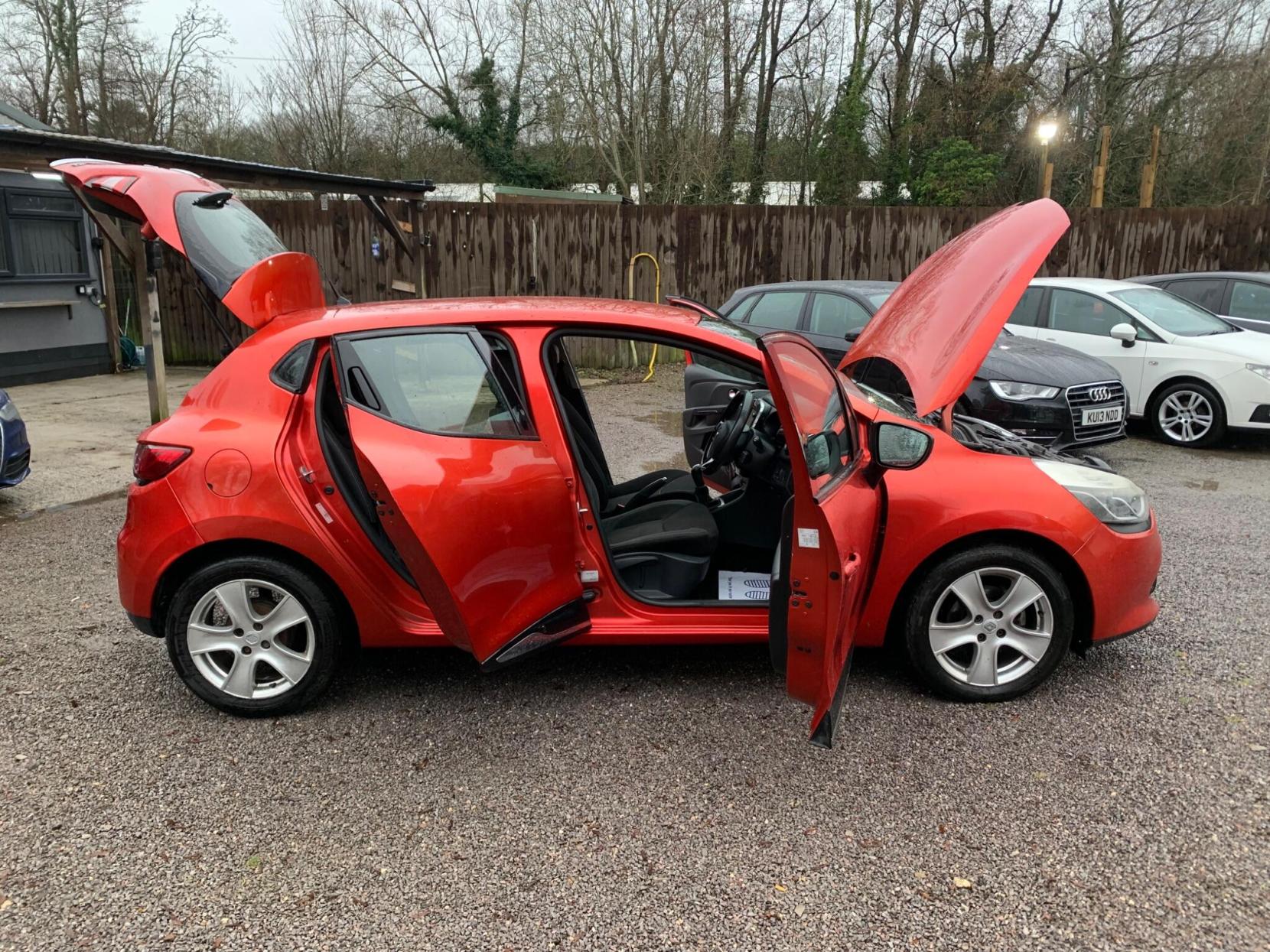 Renault Clio 0.9 TCe Dynamique Nav Euro 6 (s/s) 5dr