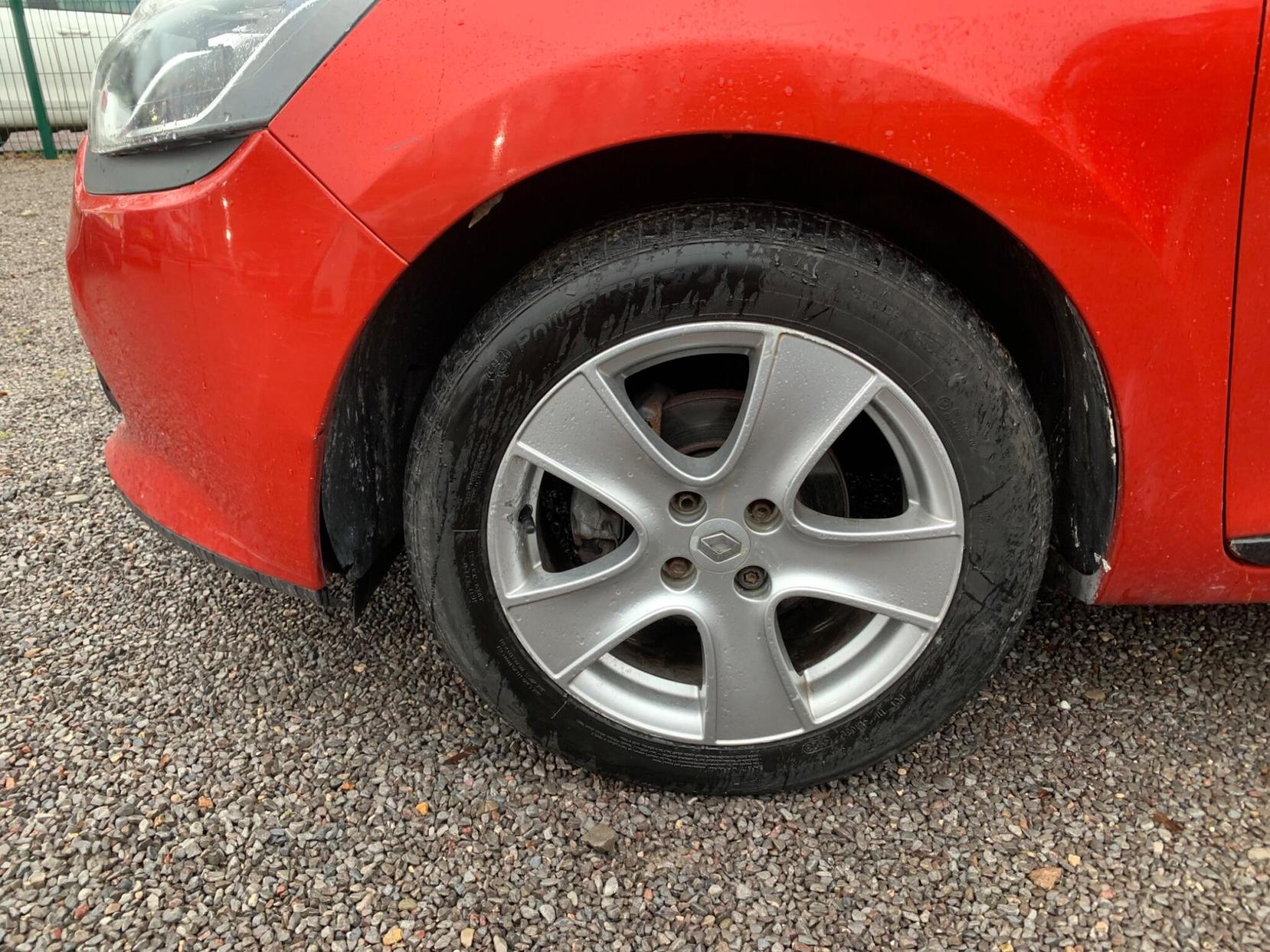 Renault Clio 0.9 TCe Dynamique Nav Euro 6 (s/s) 5dr