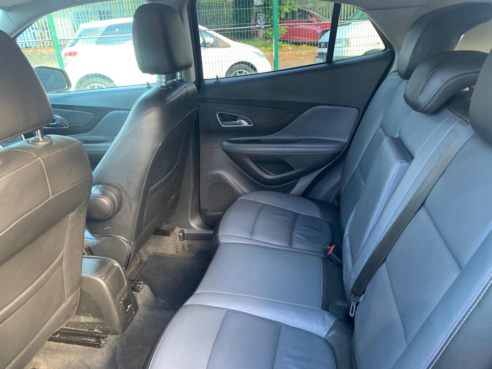 Vauxhall Mokka 1.6 SE 2WD Euro 5 (s/s) 5dr