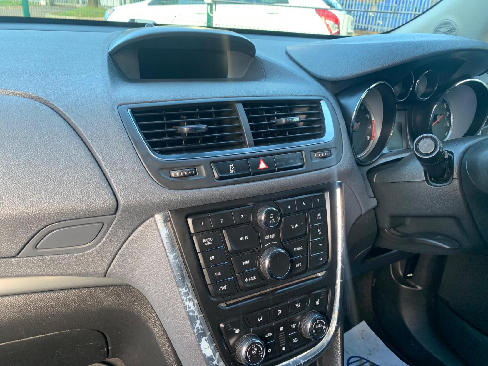 Vauxhall Mokka 1.6 SE 2WD Euro 5 (s/s) 5dr