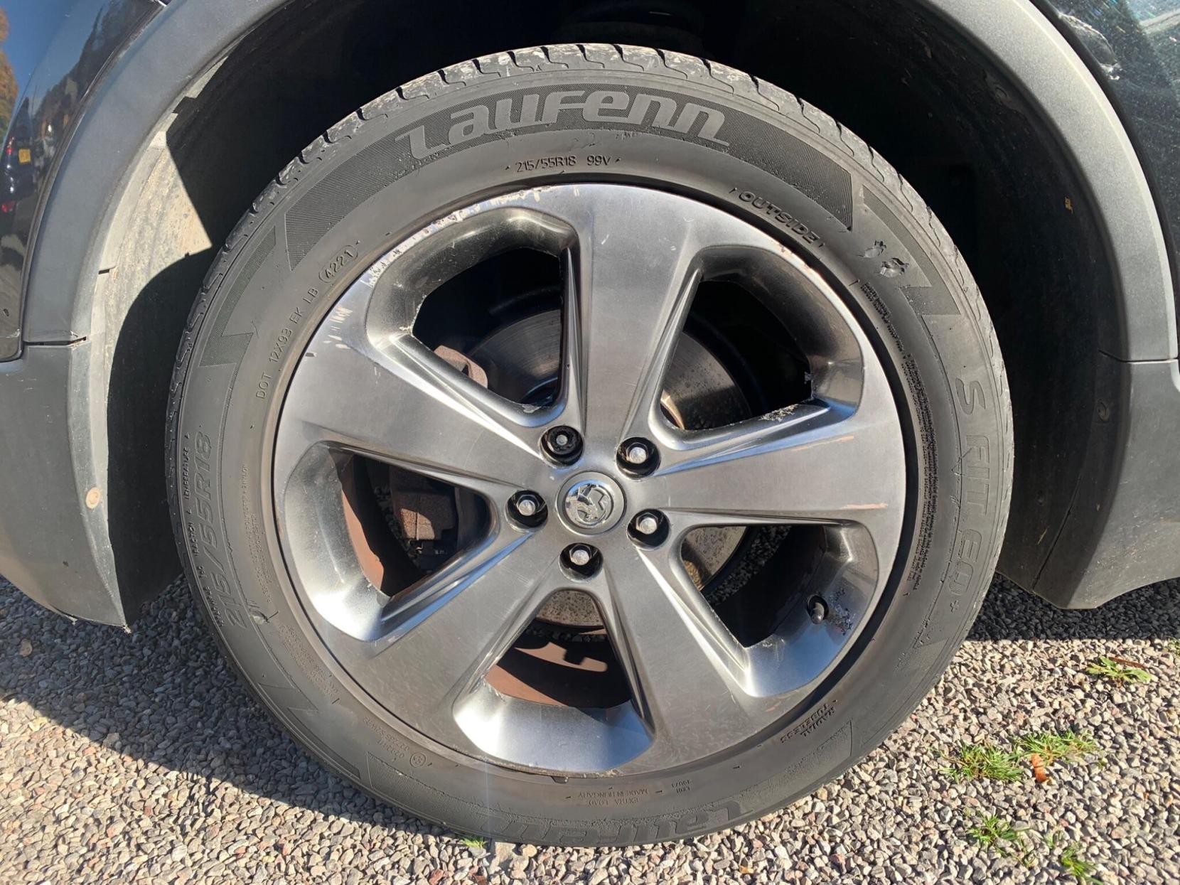 Vauxhall Mokka 1.6 SE 2WD Euro 5 (s/s) 5dr