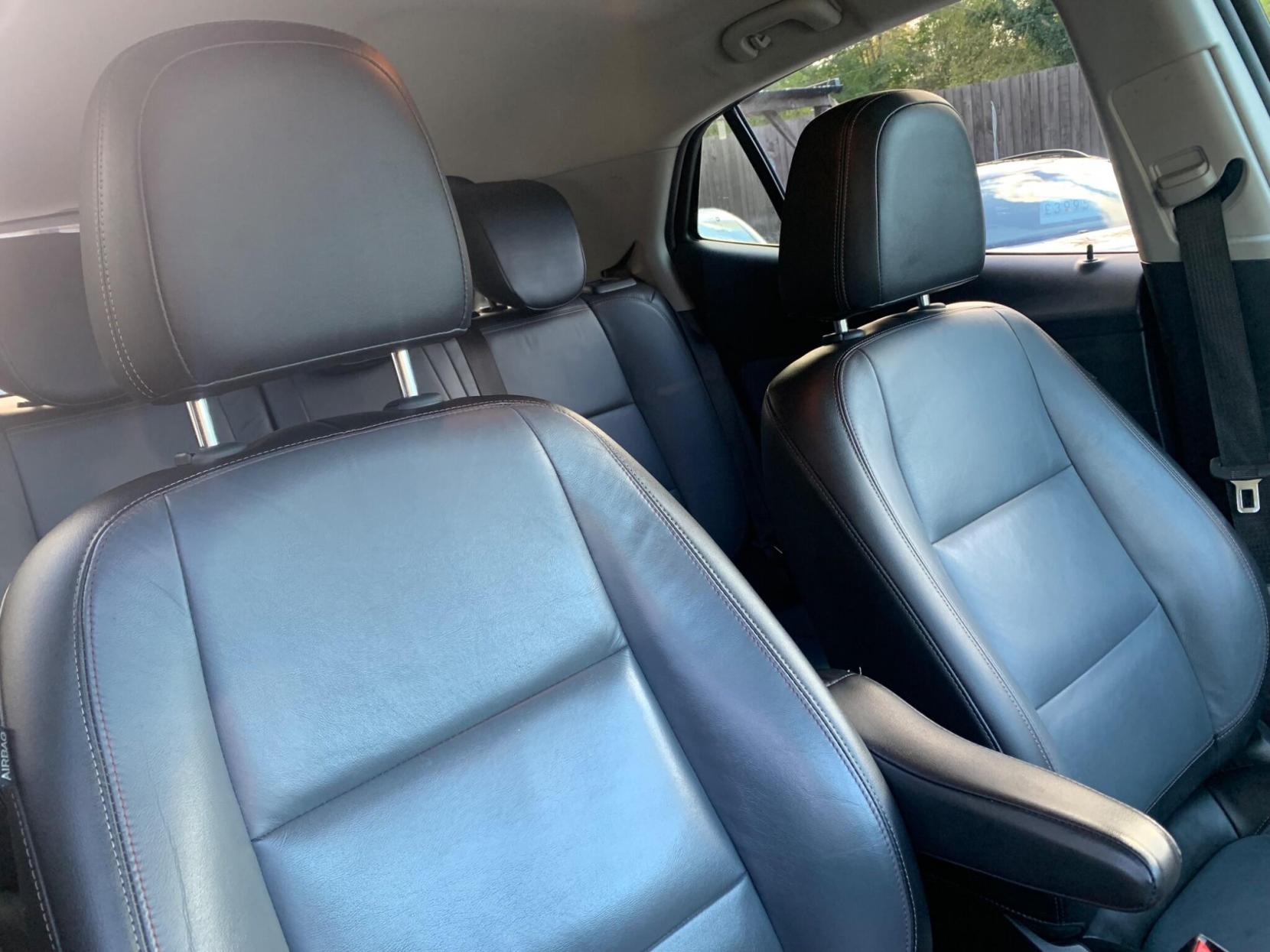 Vauxhall Mokka 1.6 SE 2WD Euro 5 (s/s) 5dr