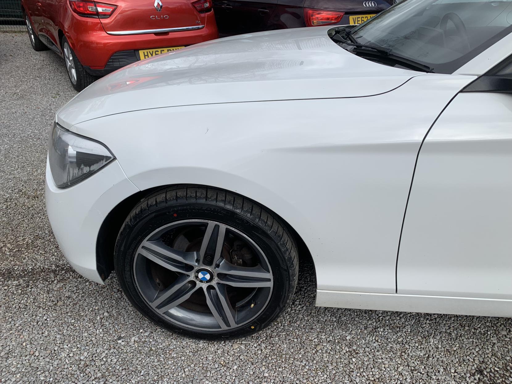 BMW 1 Series 2.0 116d Sport Hatchback 5dr Diesel Manual Euro 5 (s/s) (116 ps)