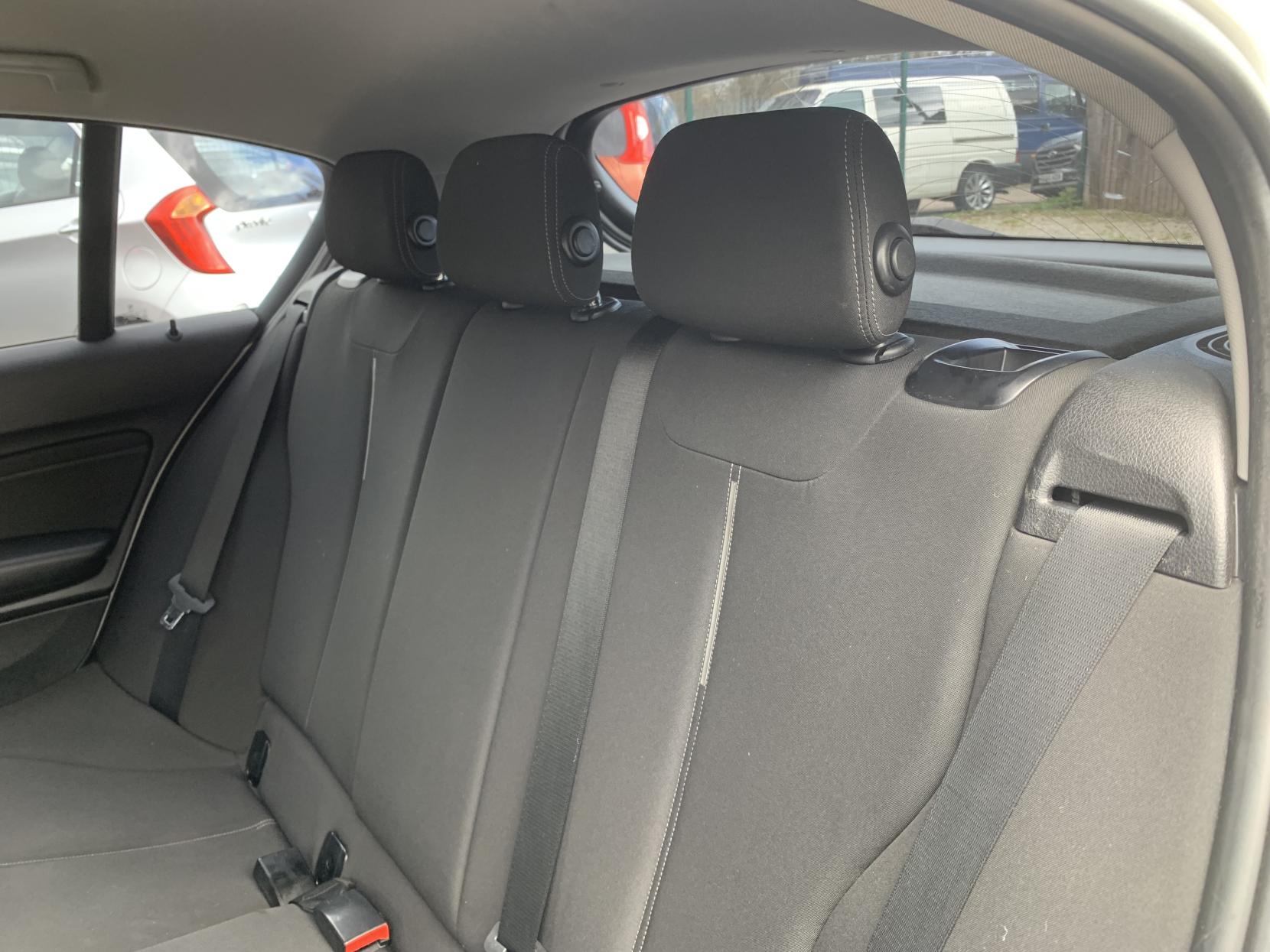 BMW 1 Series 2.0 116d Sport Hatchback 5dr Diesel Manual Euro 5 (s/s) (116 ps)