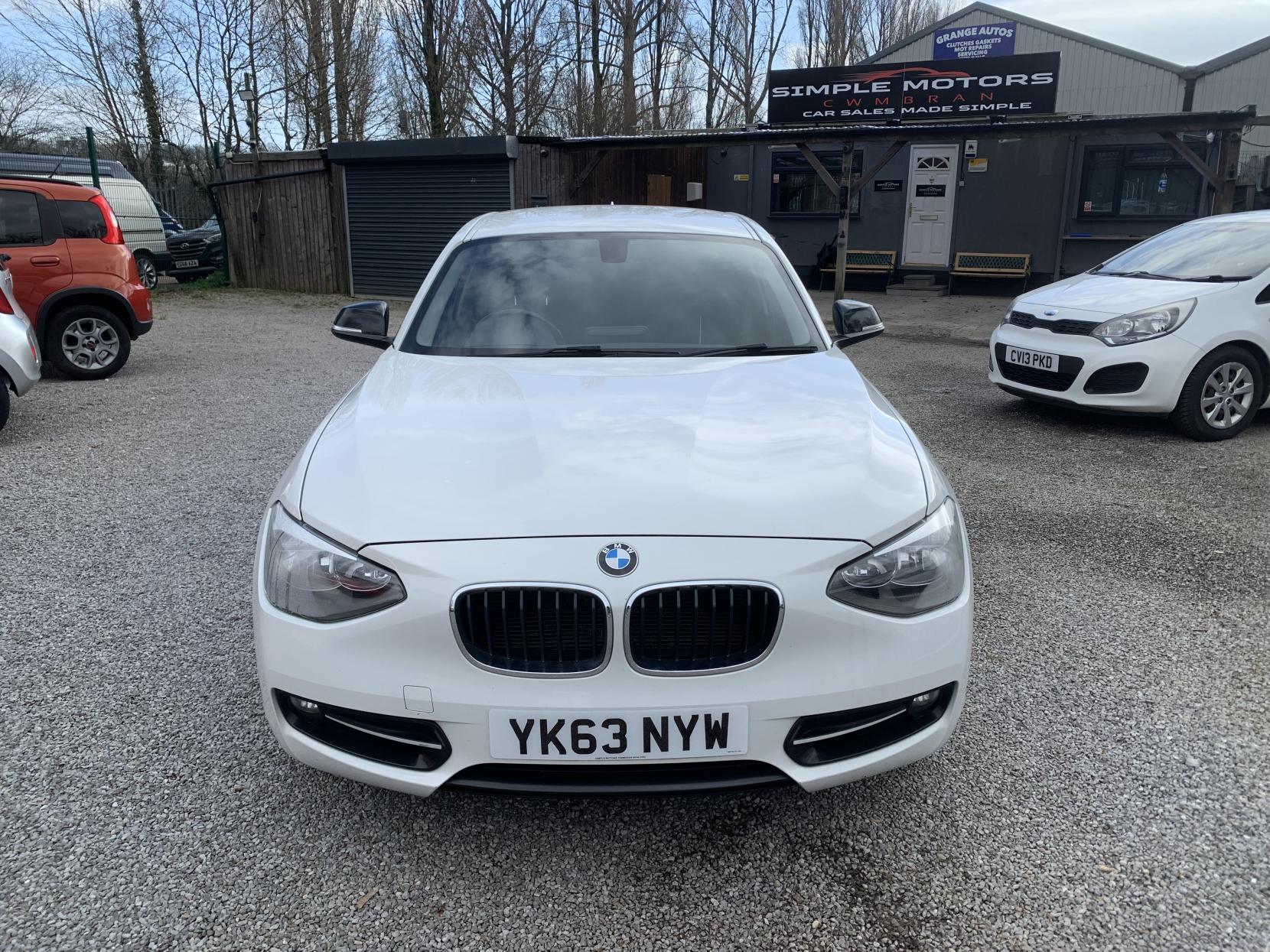 BMW 1 Series 2.0 116d Sport Hatchback 5dr Diesel Manual Euro 5 (s/s) (116 ps)