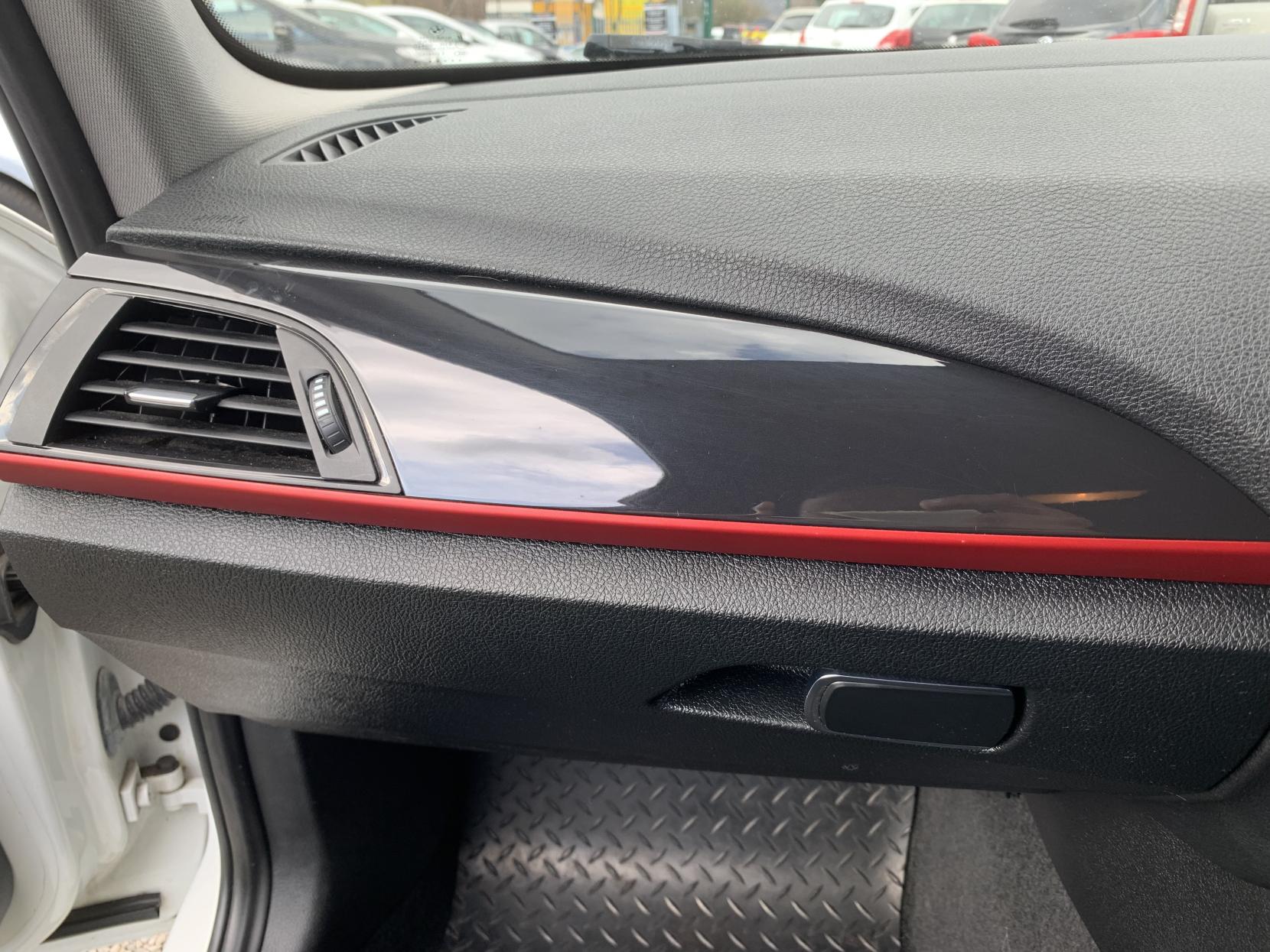 BMW 1 Series 2.0 116d Sport Hatchback 5dr Diesel Manual Euro 5 (s/s) (116 ps)