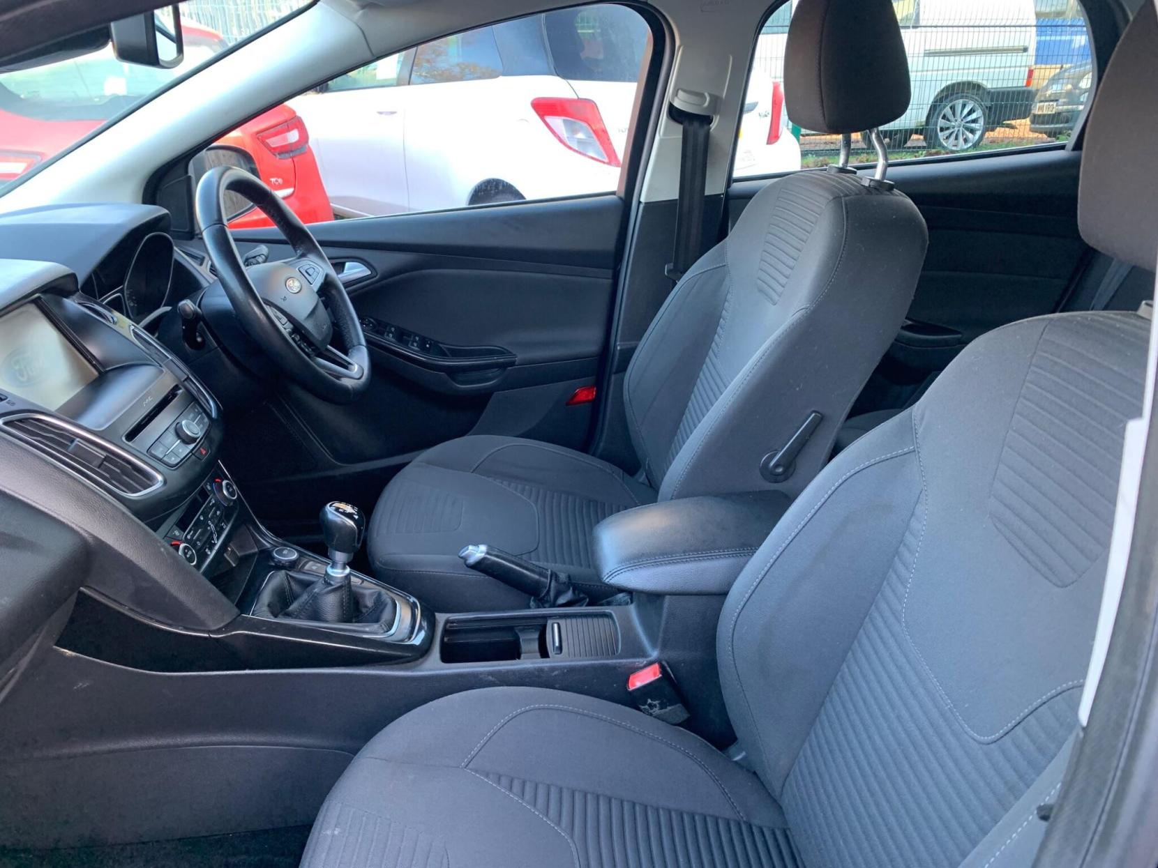 Ford Focus 1.5 TDCi Titanium Euro 6 (s/s) 5dr