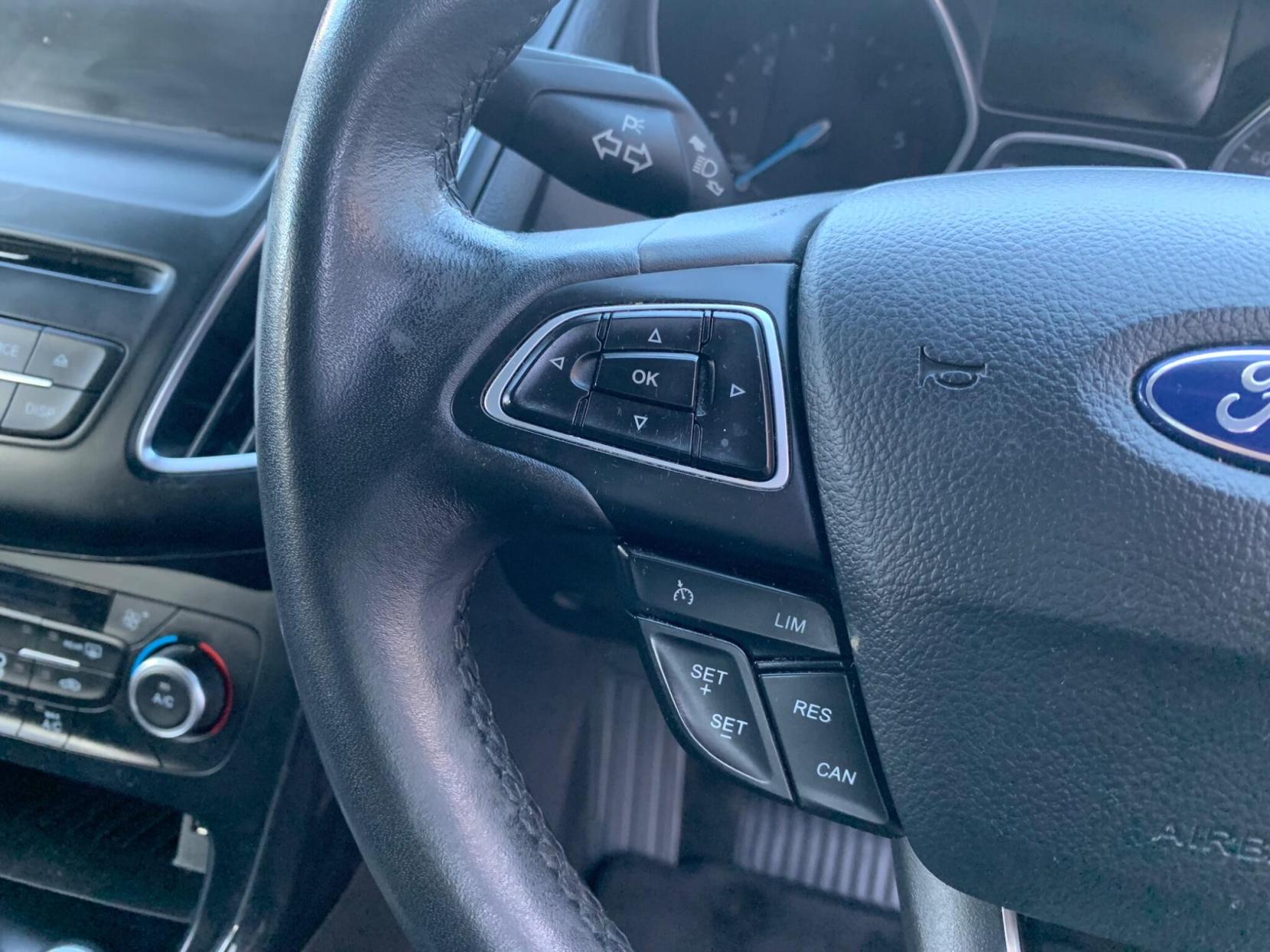 Ford Focus 1.5 TDCi Titanium Euro 6 (s/s) 5dr