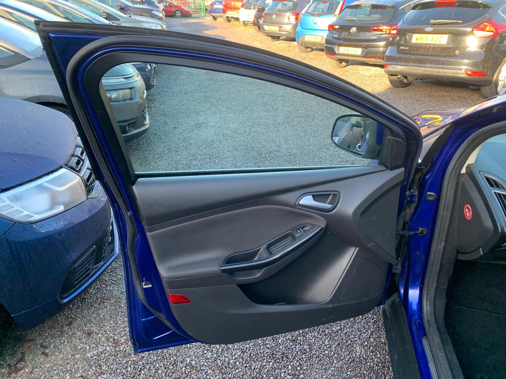 Ford Focus 1.5 TDCi Titanium Euro 6 (s/s) 5dr