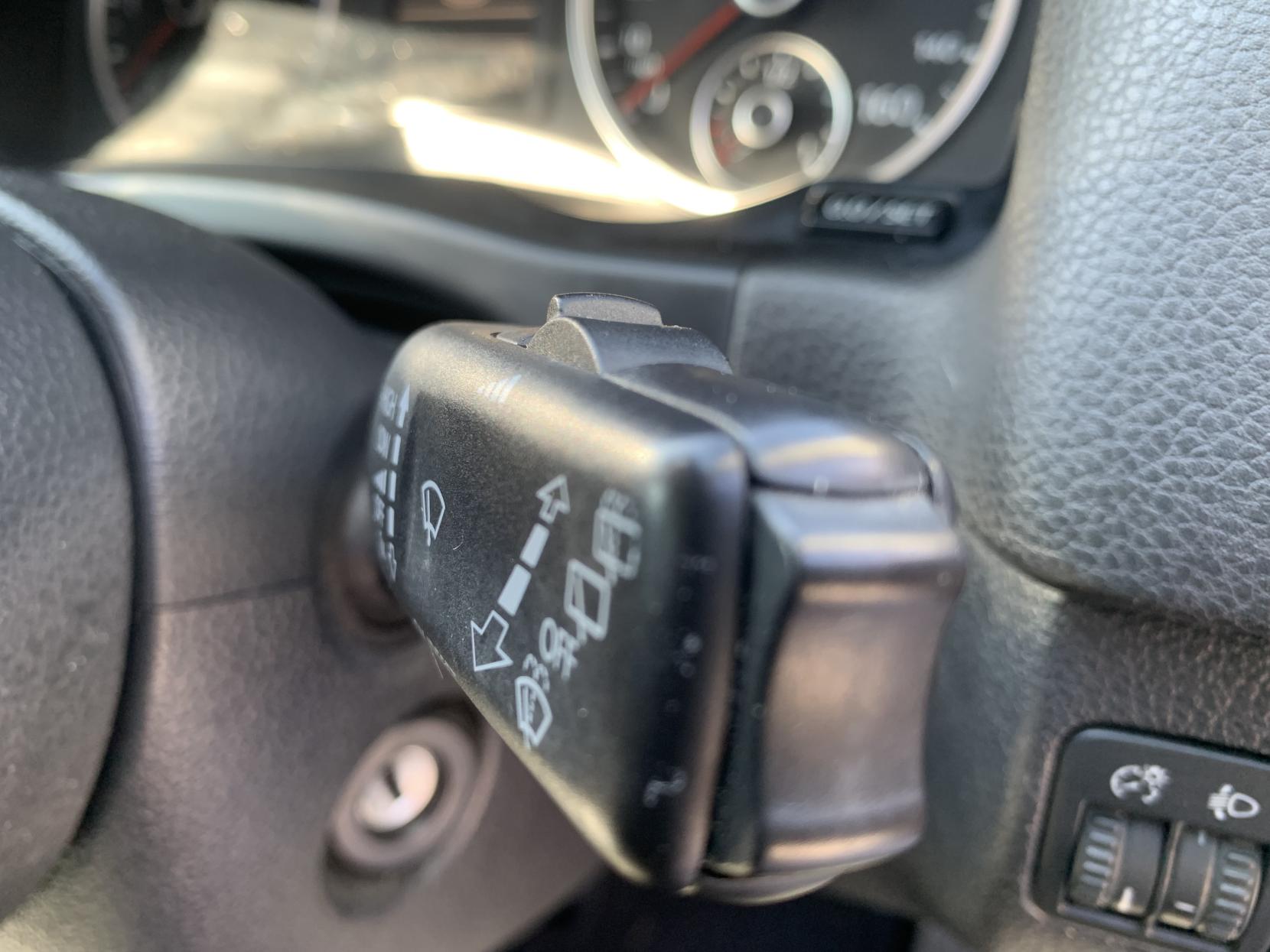 Volkswagen Tiguan 2.0 TDI BlueMotion Tech S SUV 5dr Diesel Manual 2WD Euro 5 (s/s) (110 ps)