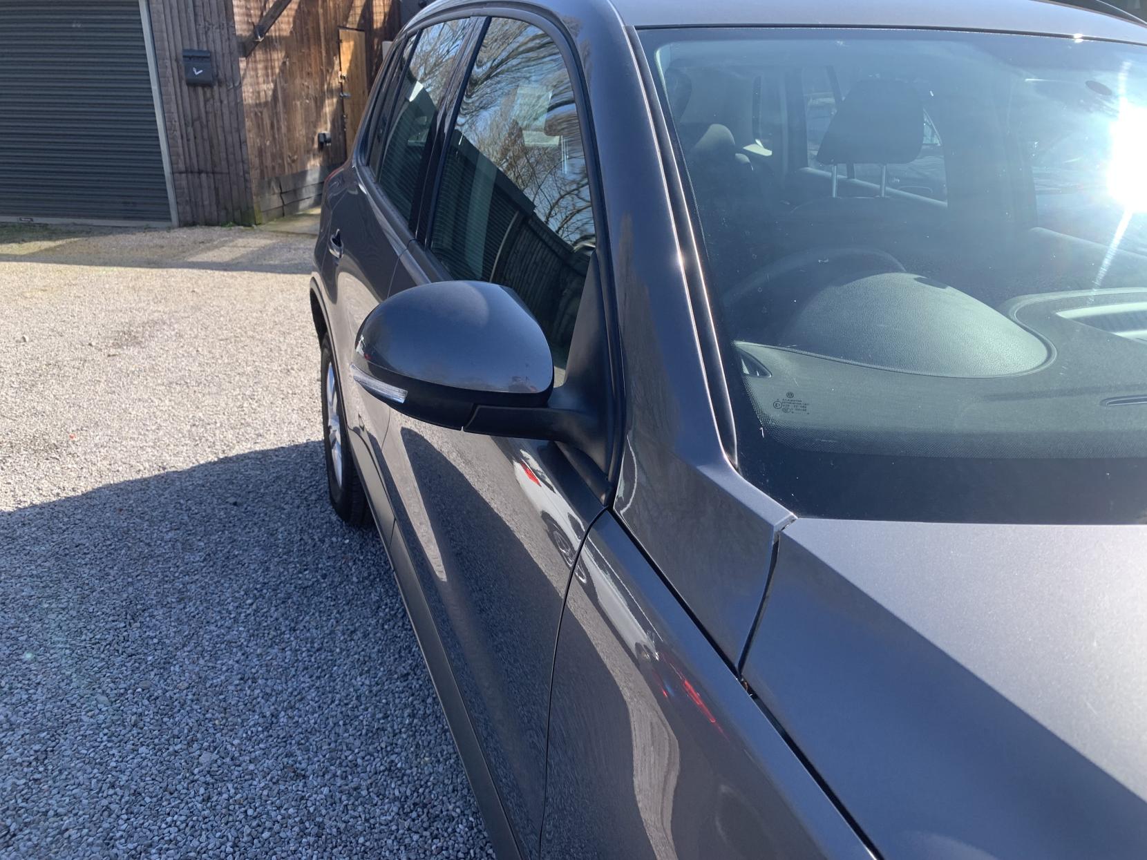 Volkswagen Tiguan 2.0 TDI BlueMotion Tech S SUV 5dr Diesel Manual 2WD Euro 5 (s/s) (110 ps)