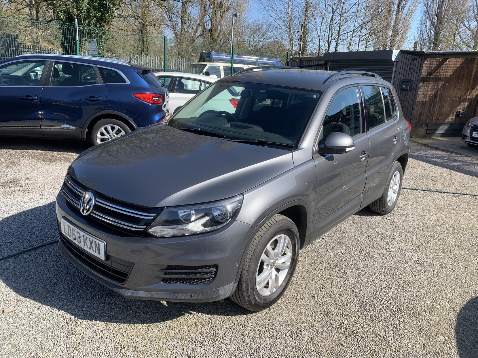 Volkswagen Tiguan 2.0 TDI BlueMotion Tech S SUV 5dr Diesel Manual 2WD Euro 5 (s/s) (110 ps)
