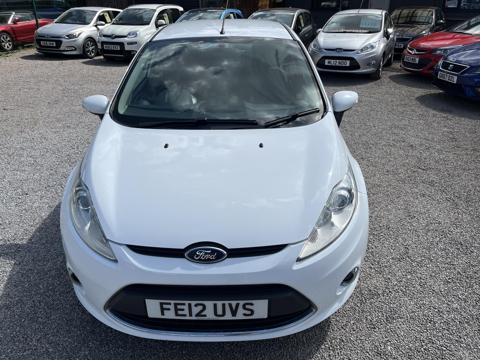 2012 00 FORD FIESTA