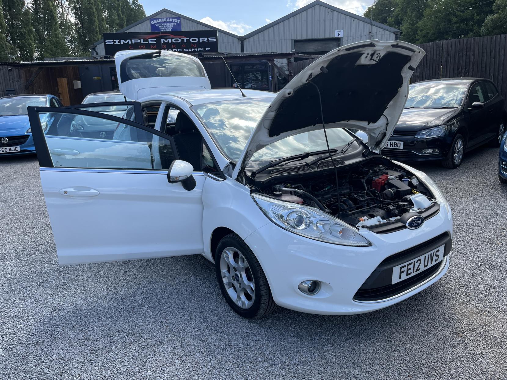 2012 00 FORD FIESTA