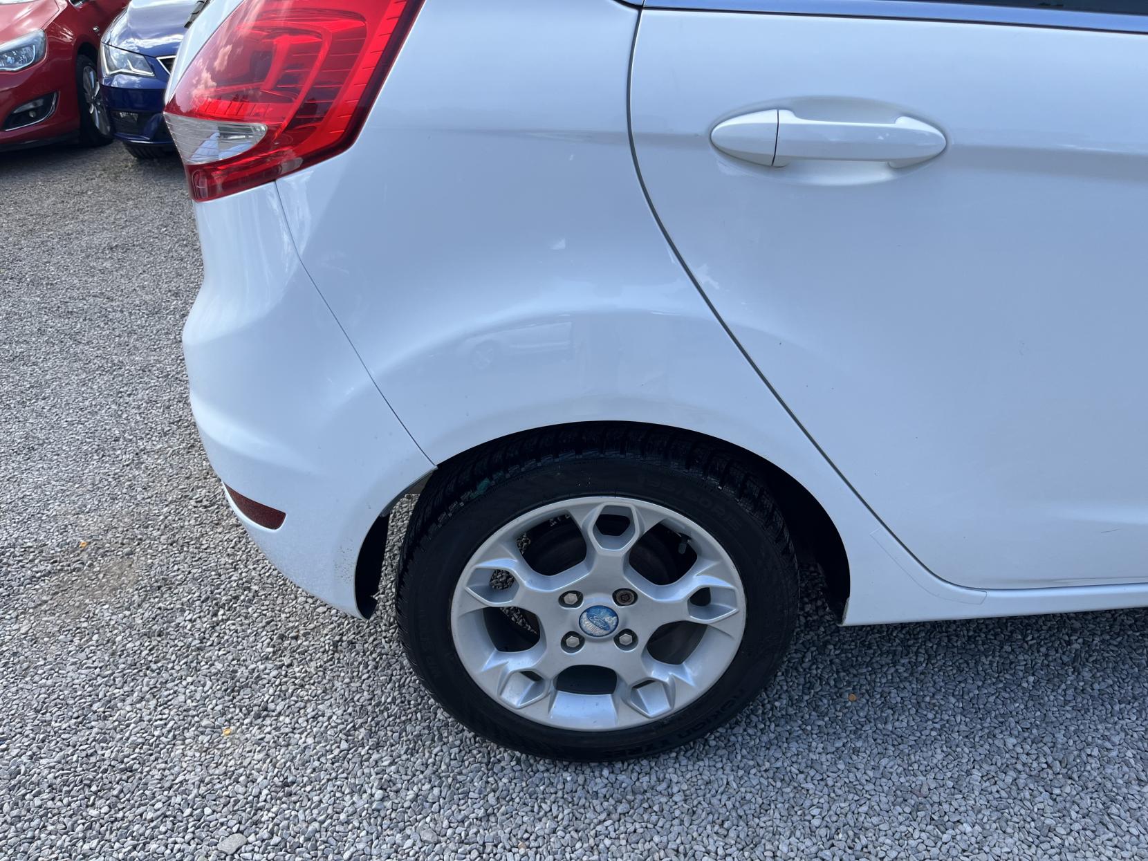 2012 00 FORD FIESTA