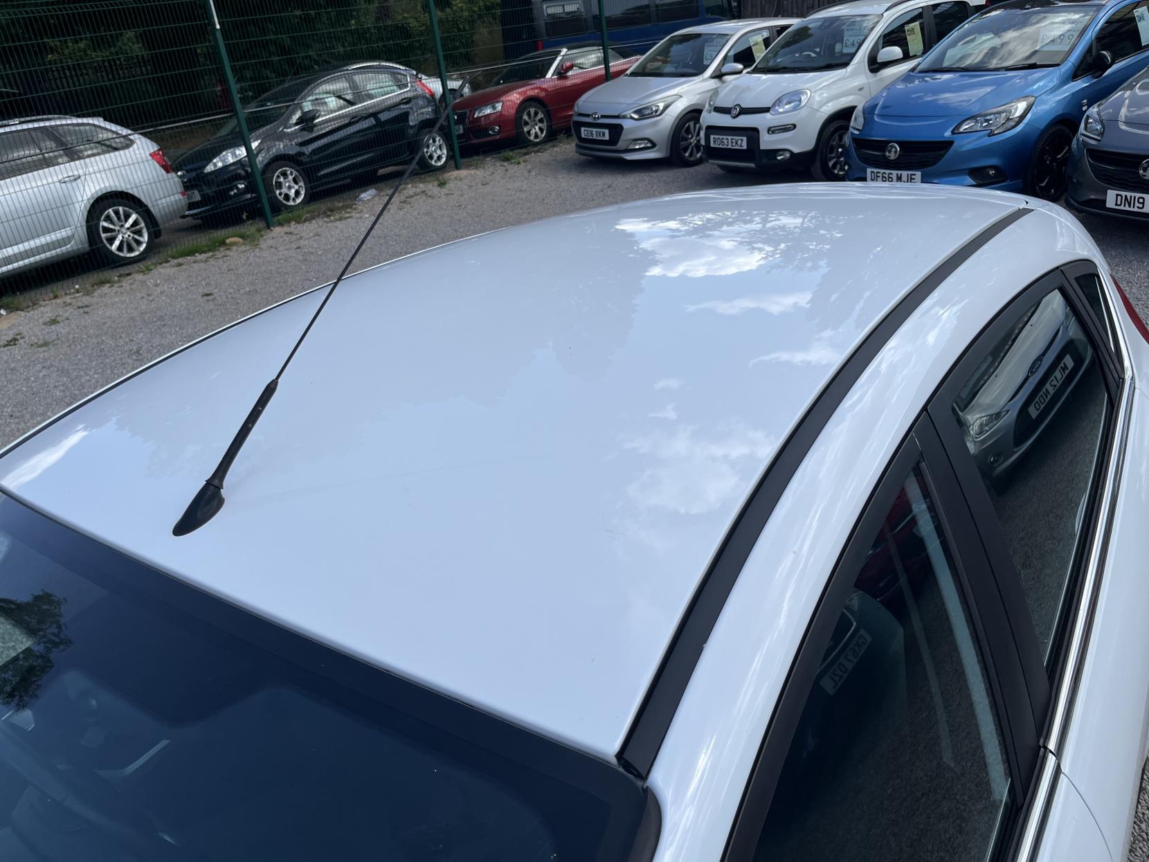 2012 00 FORD FIESTA