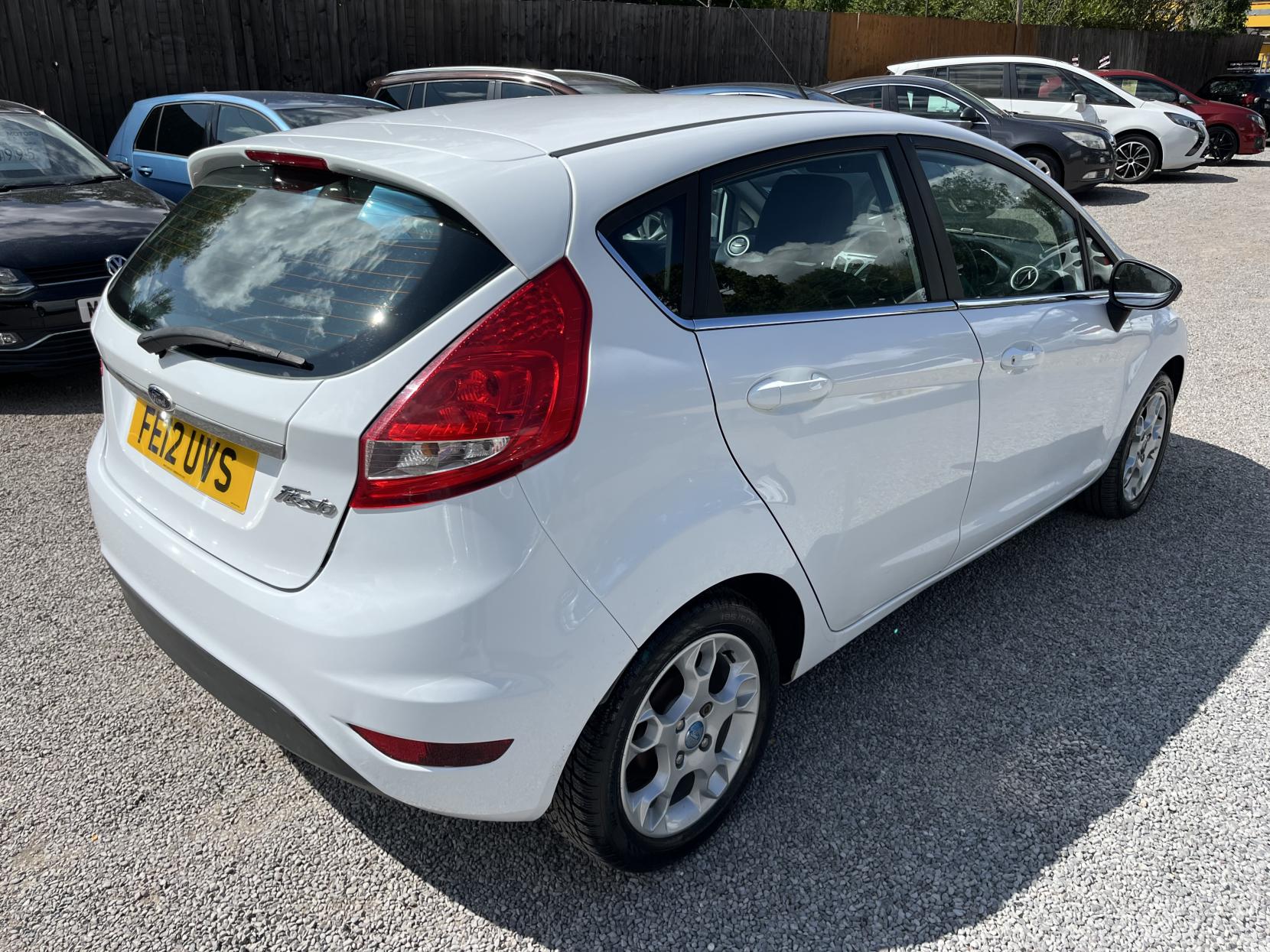 2012 00 FORD FIESTA