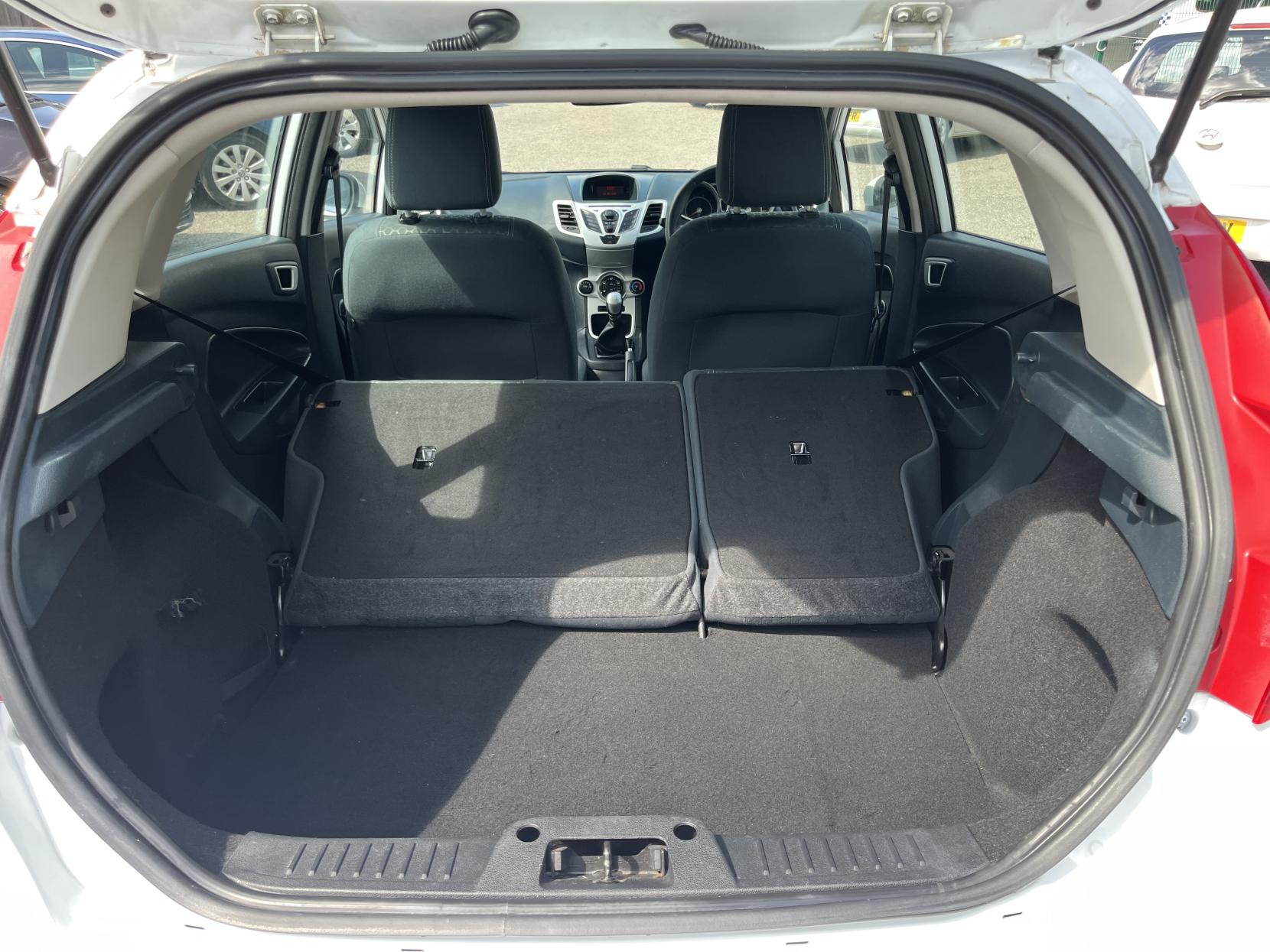 2012 00 FORD FIESTA