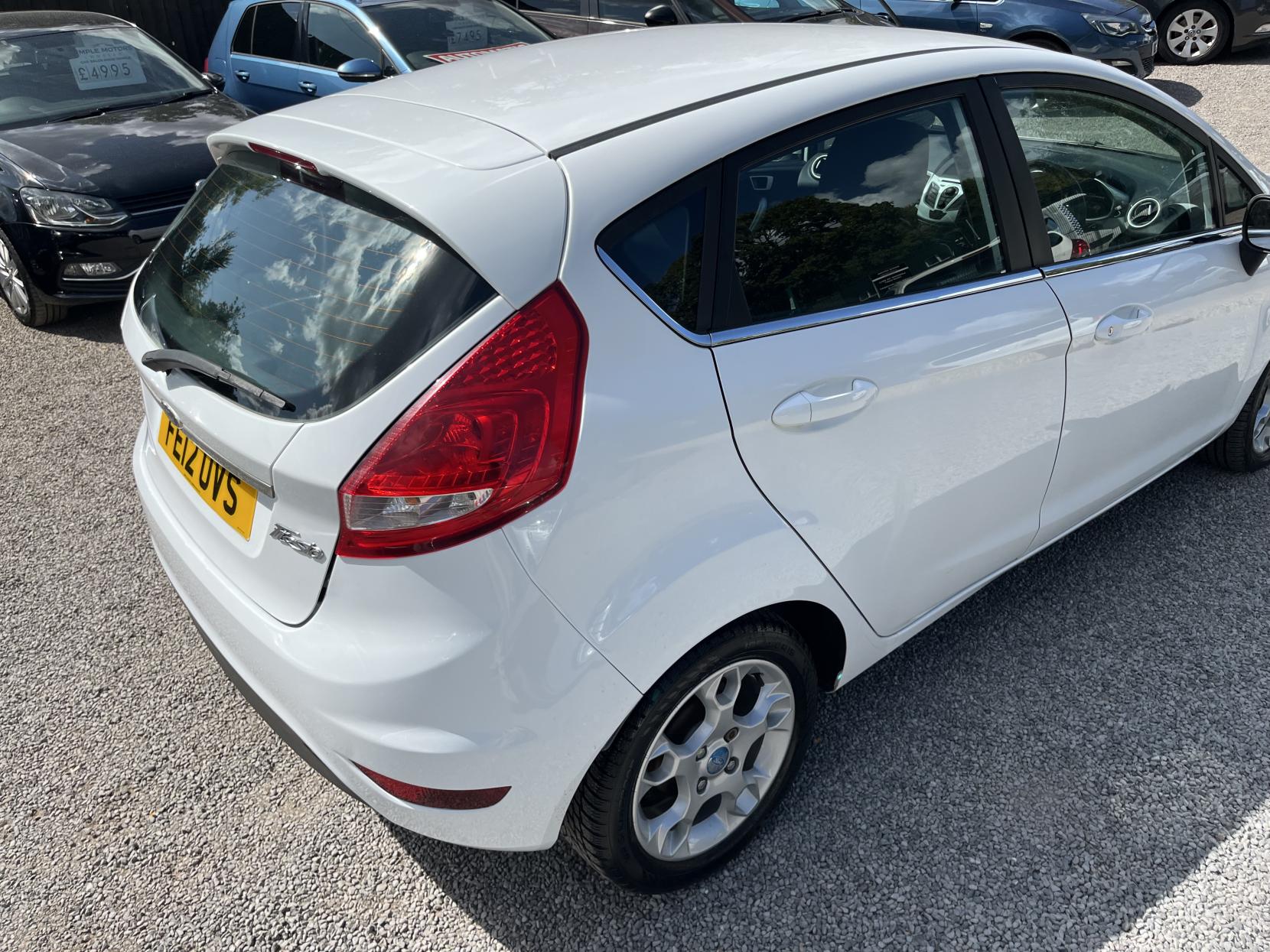 2012 00 FORD FIESTA