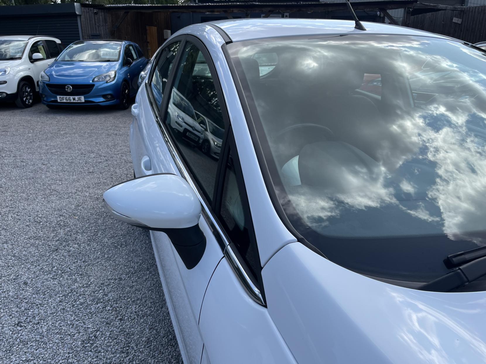 2012 00 FORD FIESTA