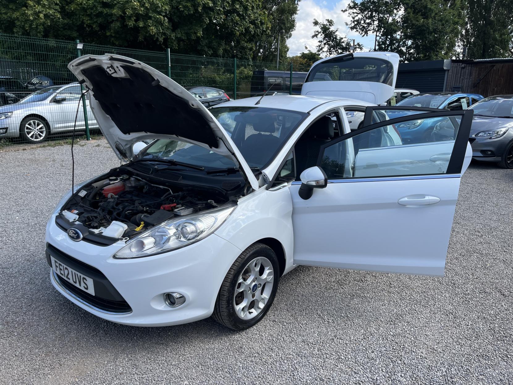 2012 00 FORD FIESTA