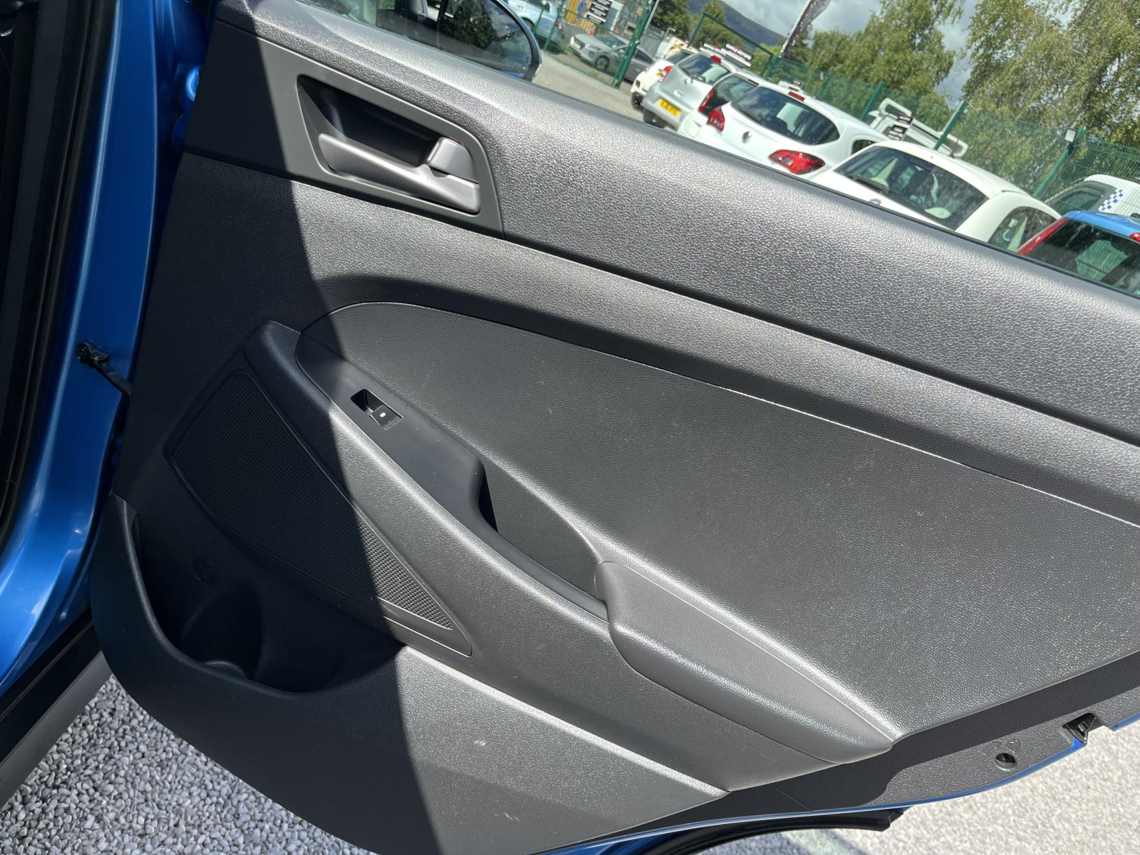 2017 00 HYUNDAI TUCSON