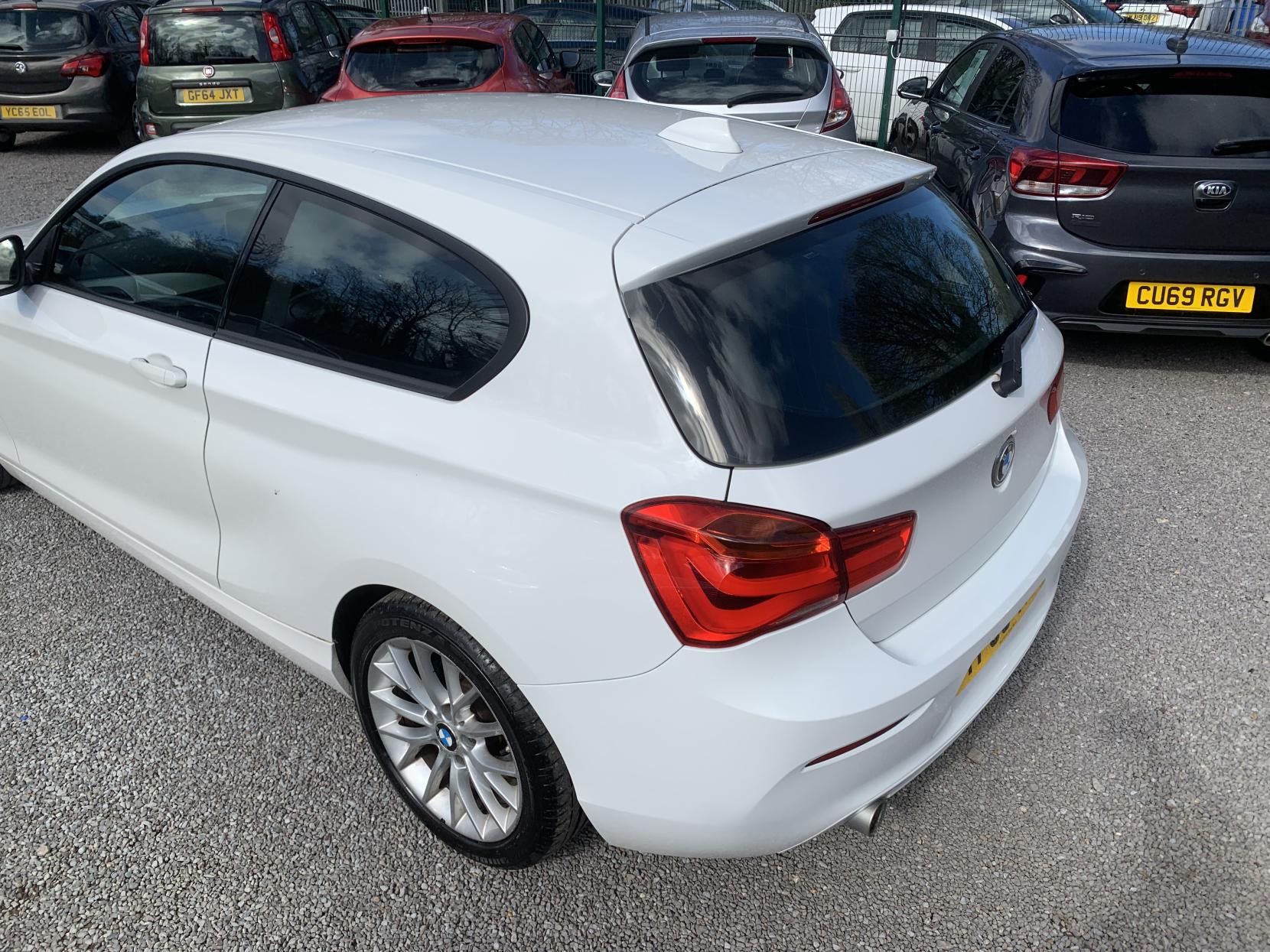 BMW 1 Series 1.5 116d SE Hatchback 3dr Diesel Manual Euro 6 (s/s) (116 ps)