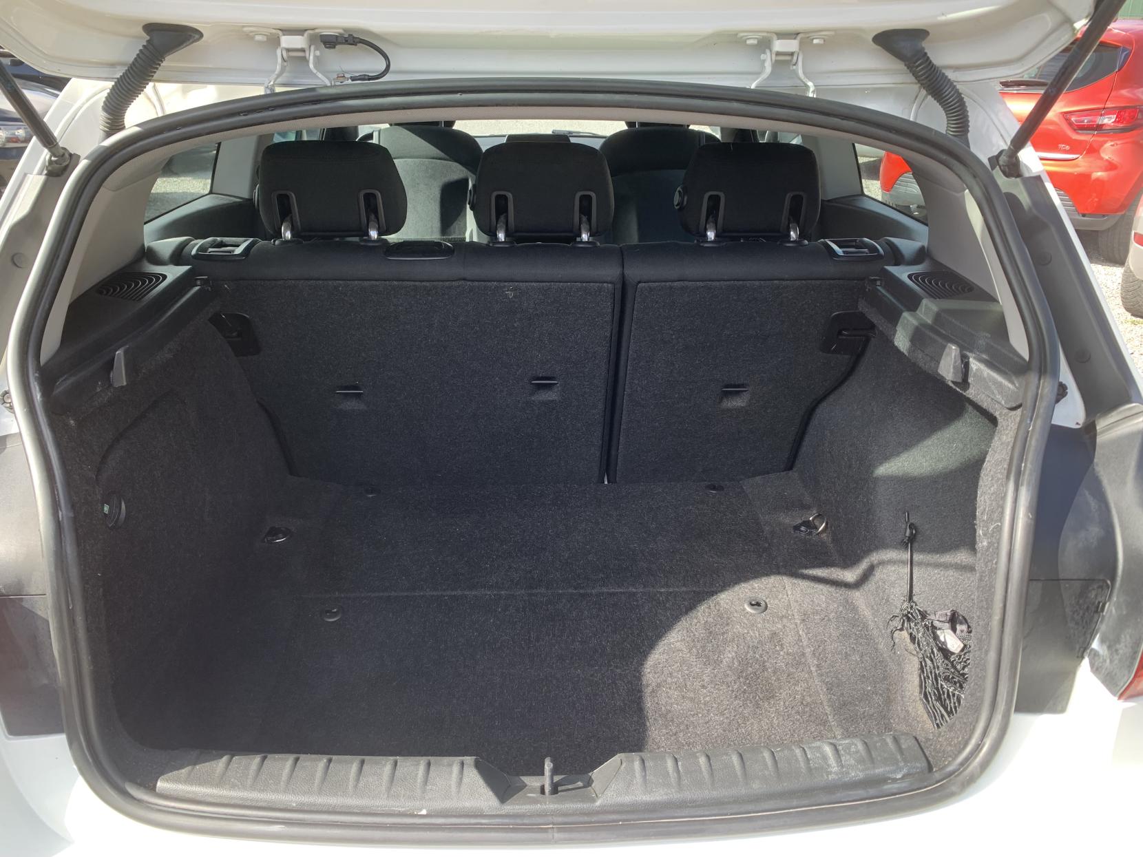 BMW 1 Series 1.5 116d SE Hatchback 3dr Diesel Manual Euro 6 (s/s) (116 ps)