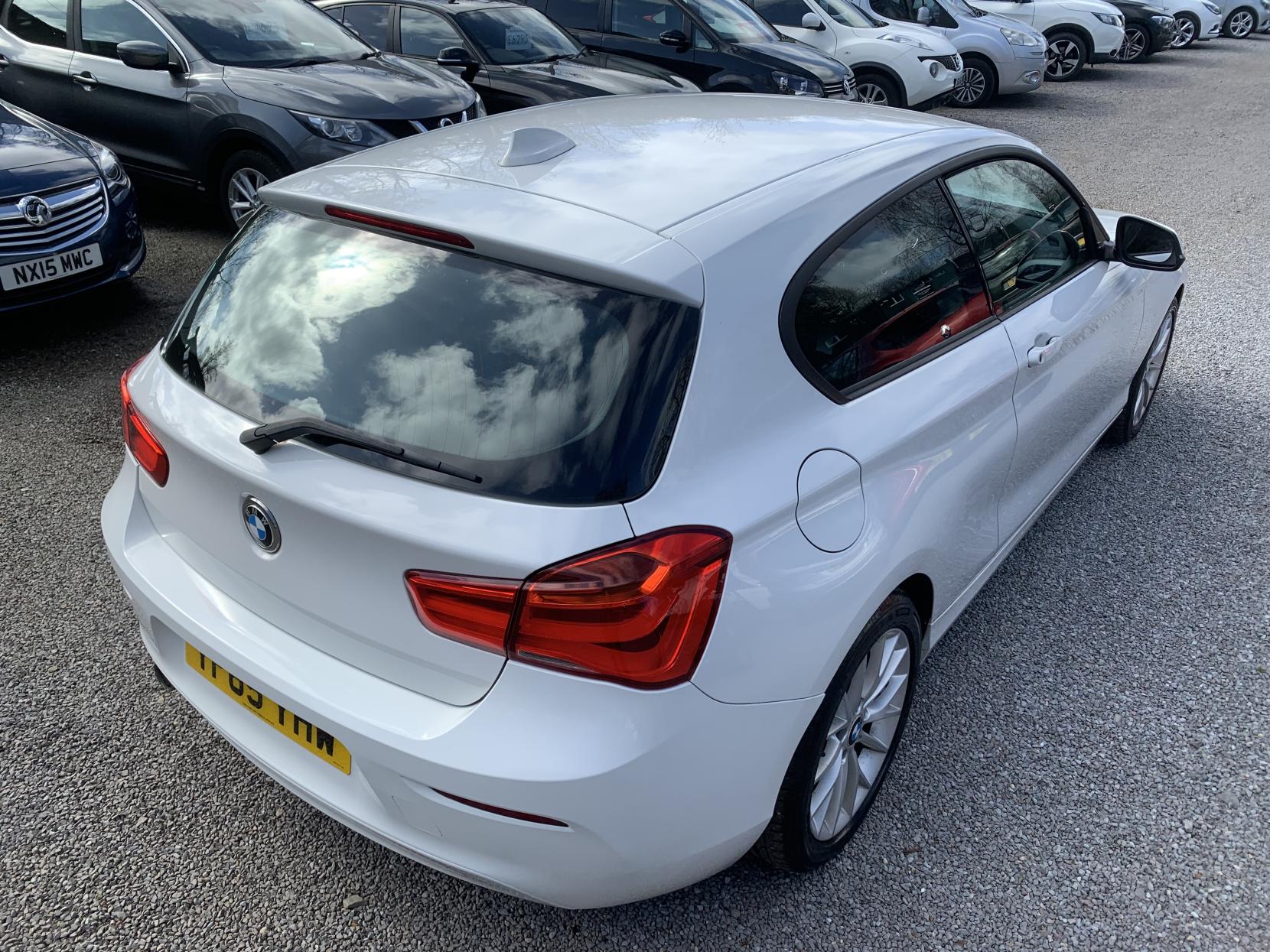 BMW 1 Series 1.5 116d SE Hatchback 3dr Diesel Manual Euro 6 (s/s) (116 ps)