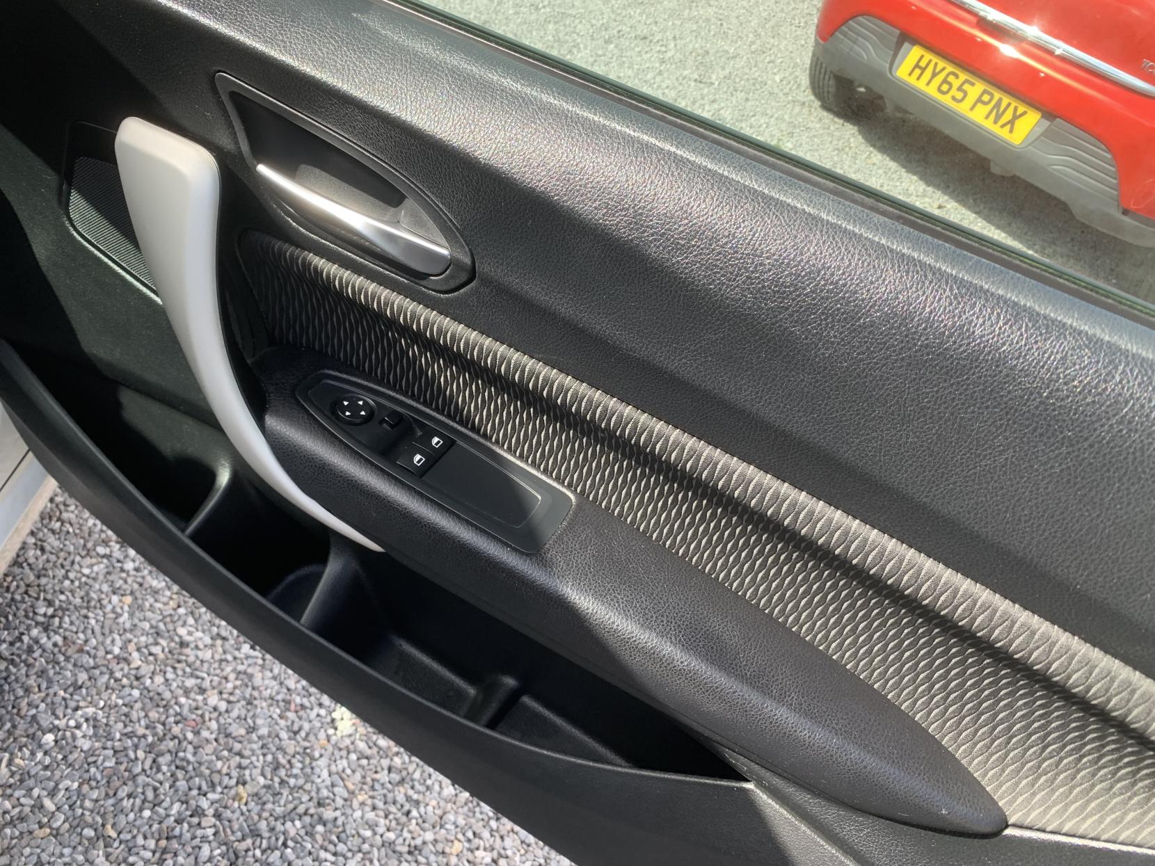 BMW 1 Series 1.5 116d SE Hatchback 3dr Diesel Manual Euro 6 (s/s) (116 ps)