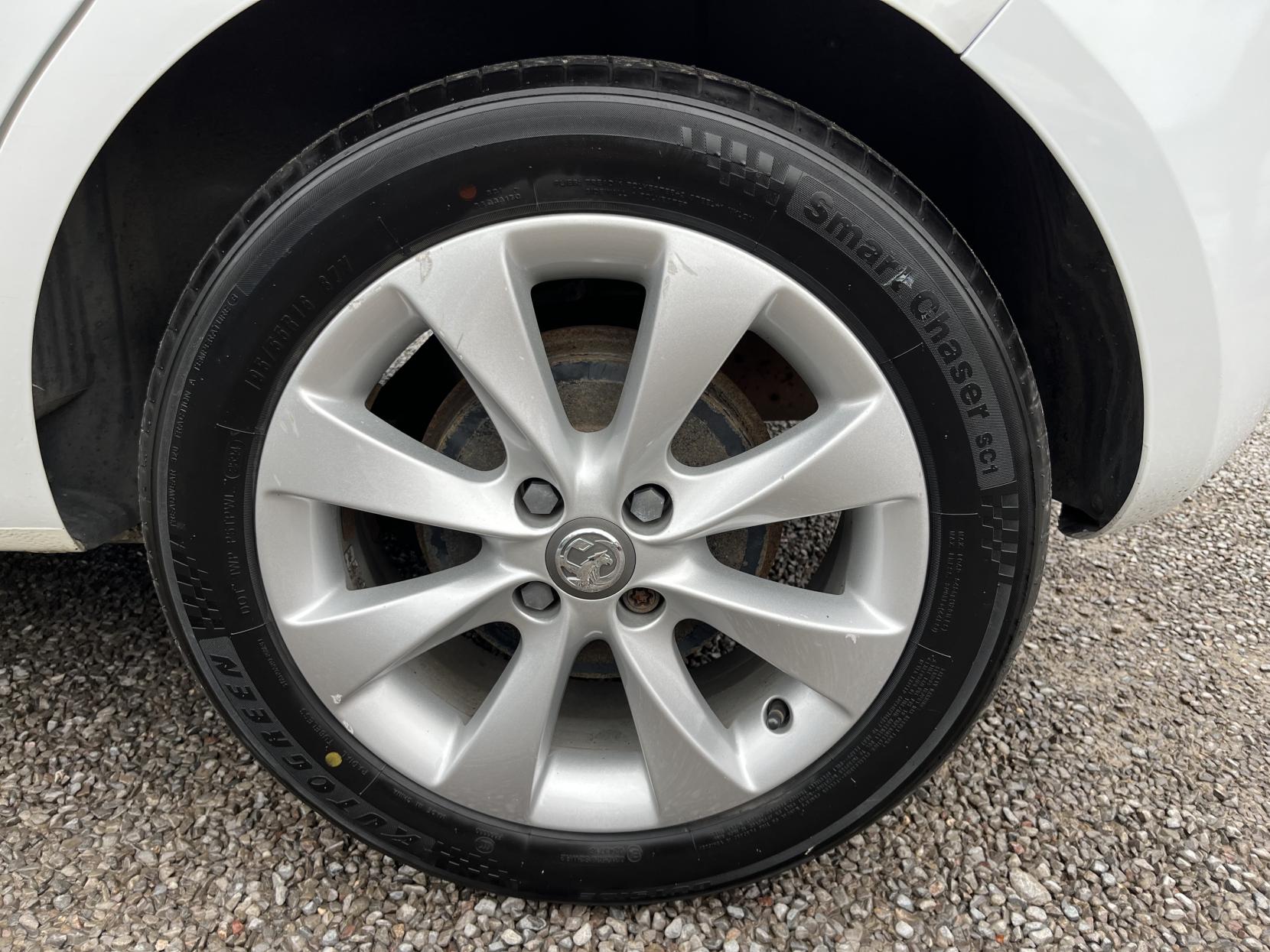 2018 00 VAUXHALL CORSA