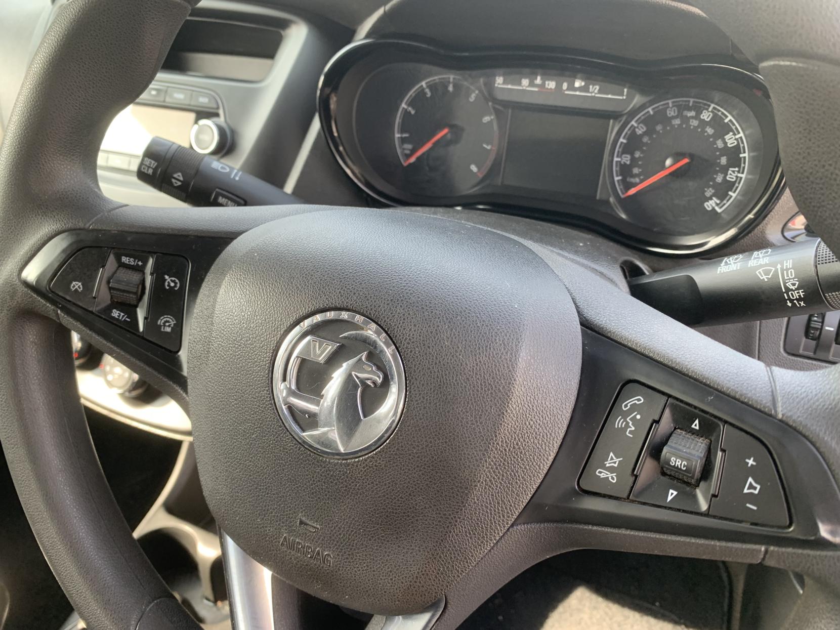 Vauxhall Viva 1.0i SE Hatchback 5dr Petrol Manual Euro 6 (a/c) (73 ps)