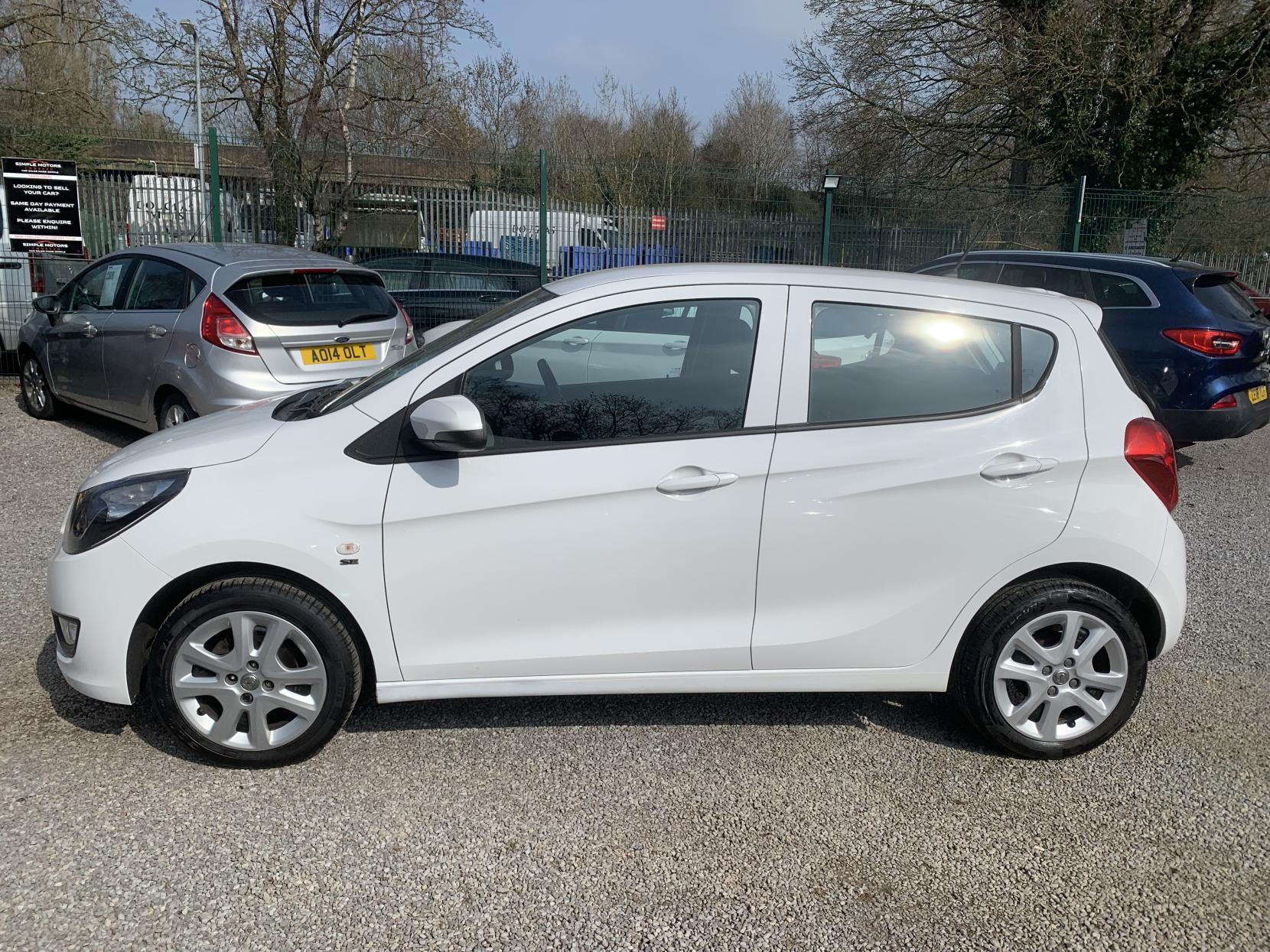 Vauxhall Viva 1.0i SE Hatchback 5dr Petrol Manual Euro 6 (a/c) (73 ps)