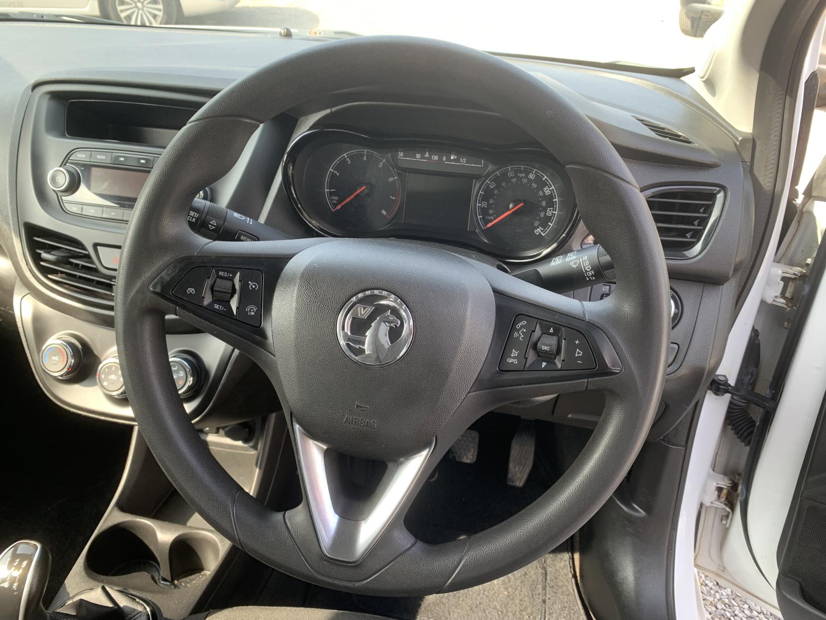 Vauxhall Viva 1.0i SE Hatchback 5dr Petrol Manual Euro 6 (a/c) (73 ps)