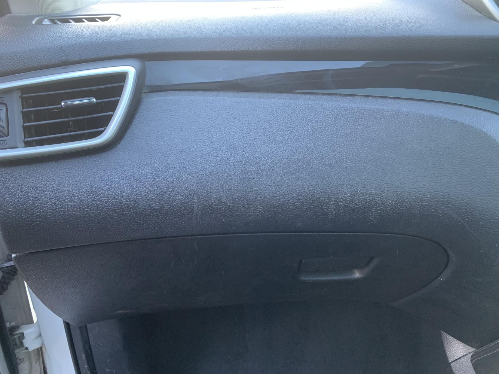 Nissan Qashqai 1.5 dCi N-Connecta SUV 5dr Diesel Manual 2WD Euro 6 (s/s) (110 ps)