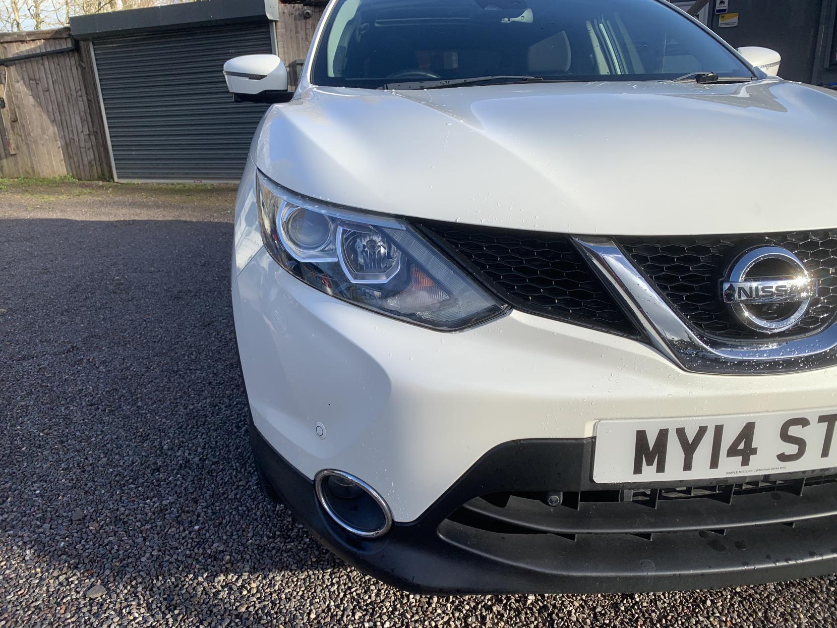 Nissan Qashqai 1.5 dCi N-Connecta SUV 5dr Diesel Manual 2WD Euro 6 (s/s) (110 ps)