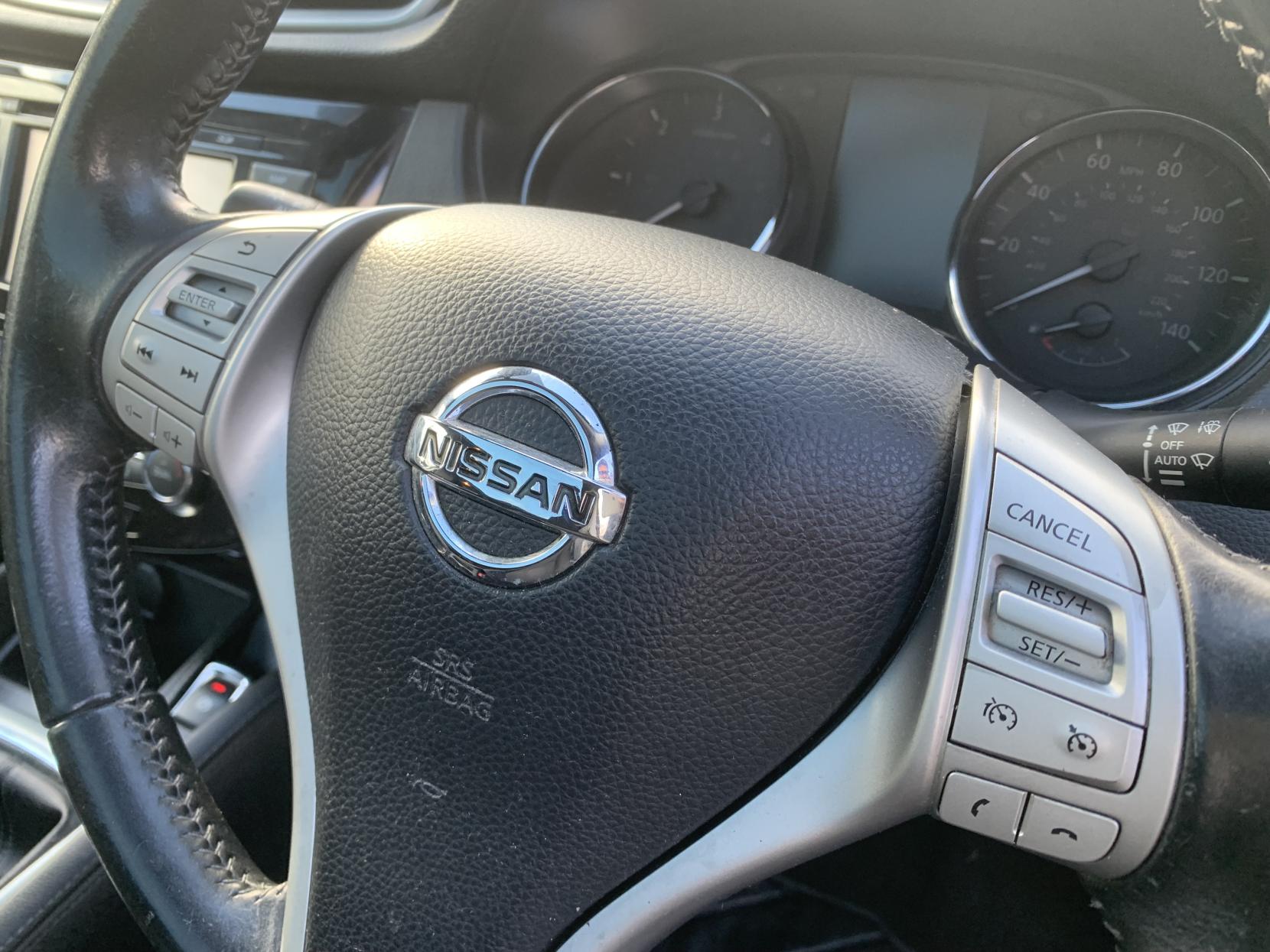 Nissan Qashqai 1.5 dCi N-Connecta SUV 5dr Diesel Manual 2WD Euro 6 (s/s) (110 ps)