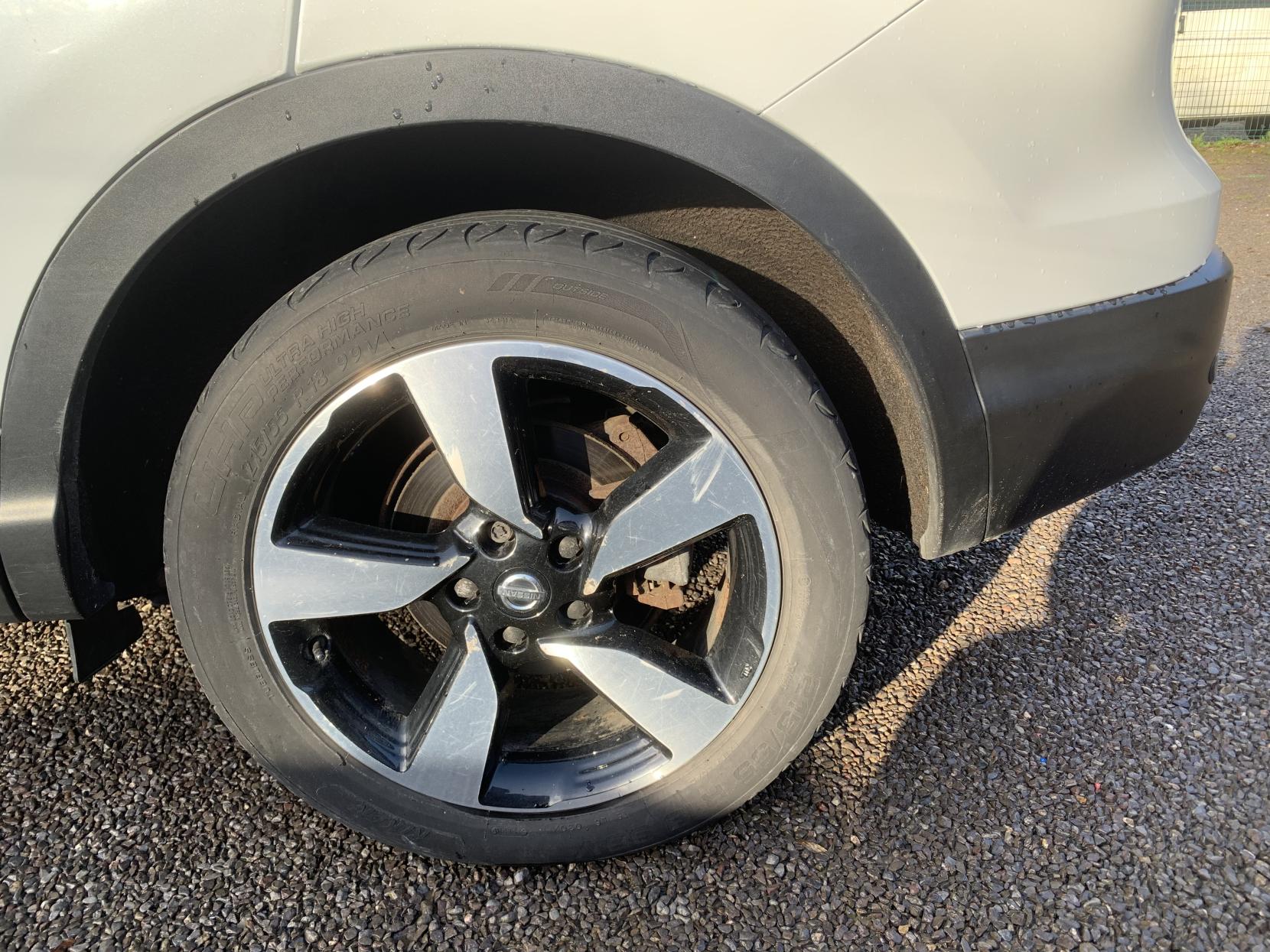 Nissan Qashqai 1.5 dCi N-Connecta SUV 5dr Diesel Manual 2WD Euro 6 (s/s) (110 ps)