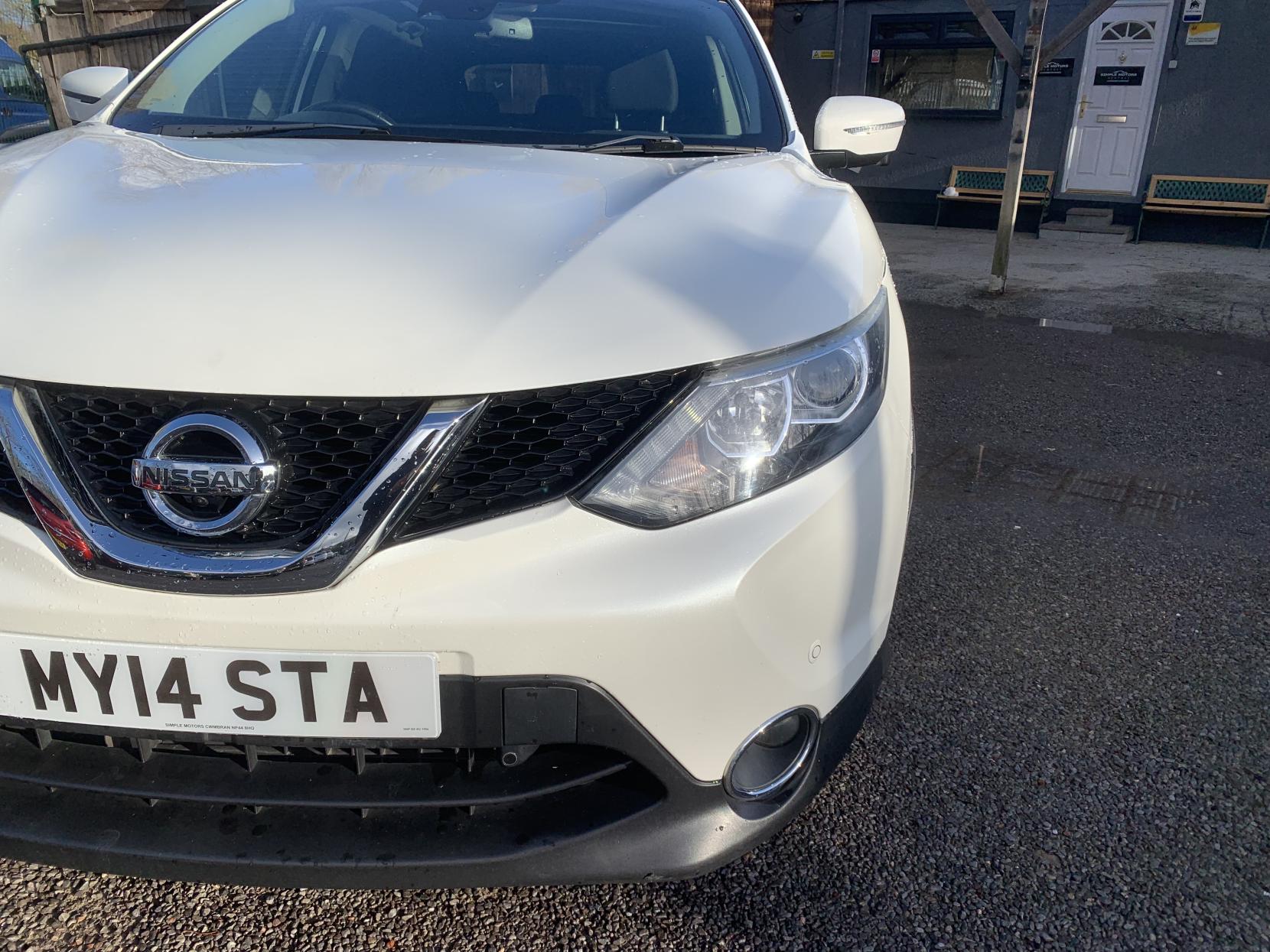 Nissan Qashqai 1.5 dCi N-Connecta SUV 5dr Diesel Manual 2WD Euro 6 (s/s) (110 ps)