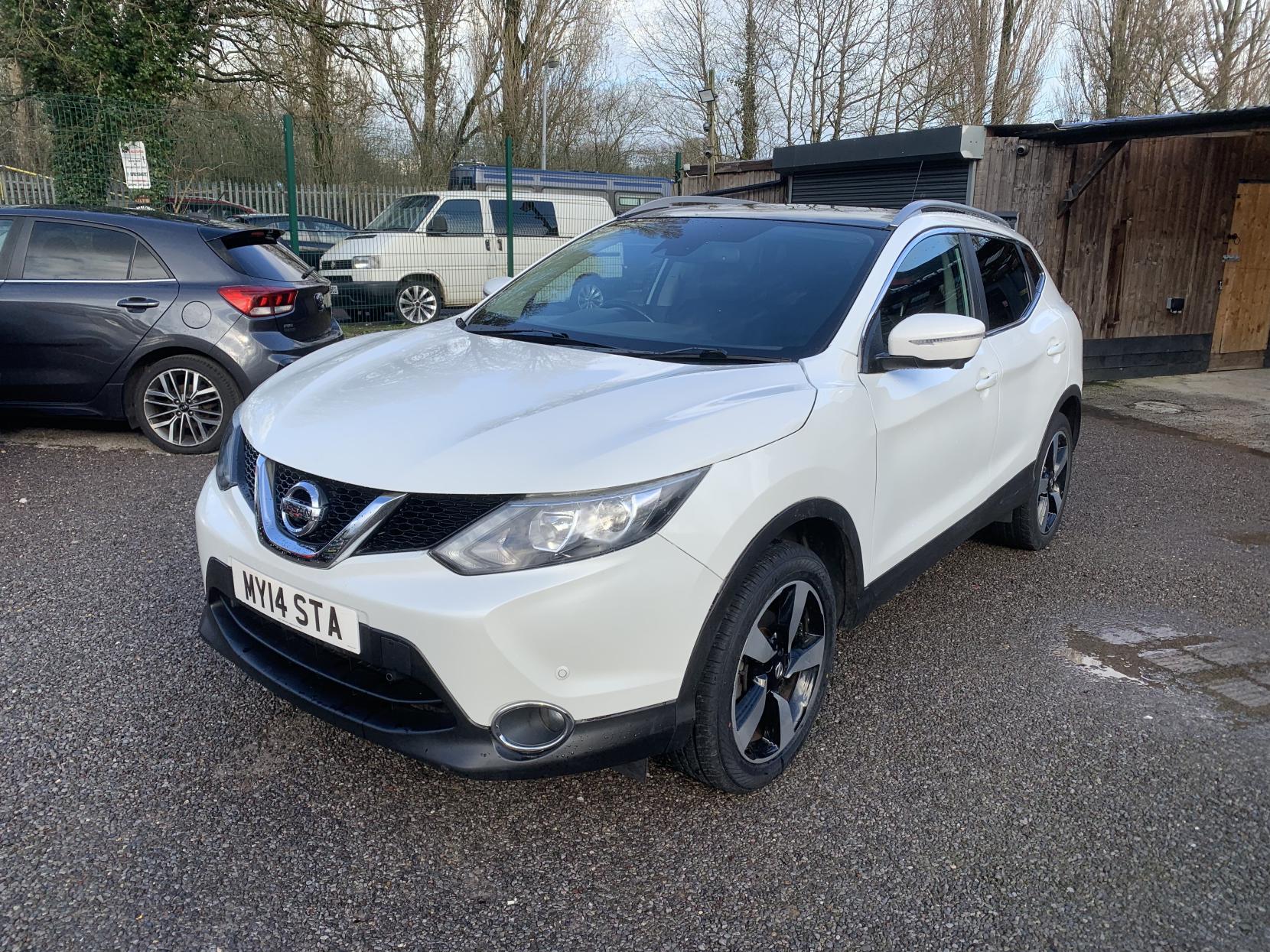 Nissan Qashqai 1.5 dCi N-Connecta SUV 5dr Diesel Manual 2WD Euro 6 (s/s) (110 ps)