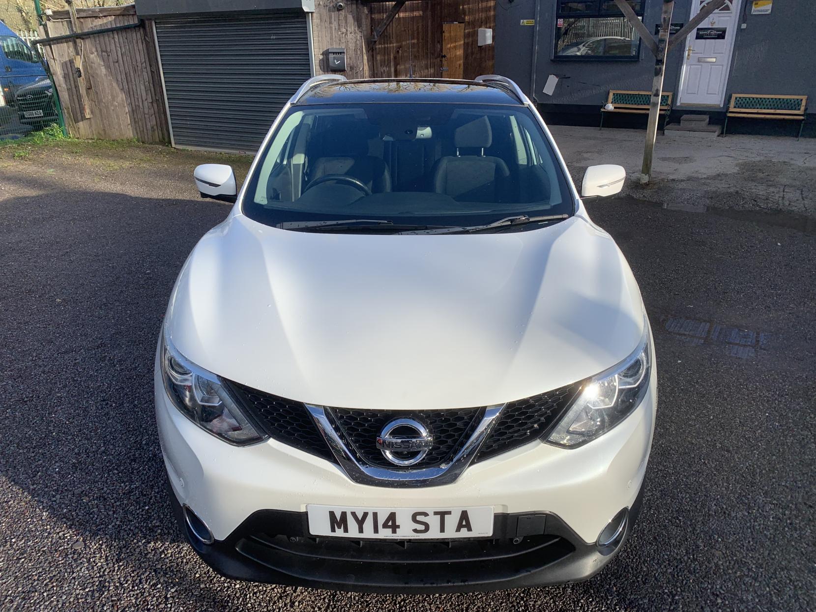 Nissan Qashqai 1.5 dCi N-Connecta SUV 5dr Diesel Manual 2WD Euro 6 (s/s) (110 ps)