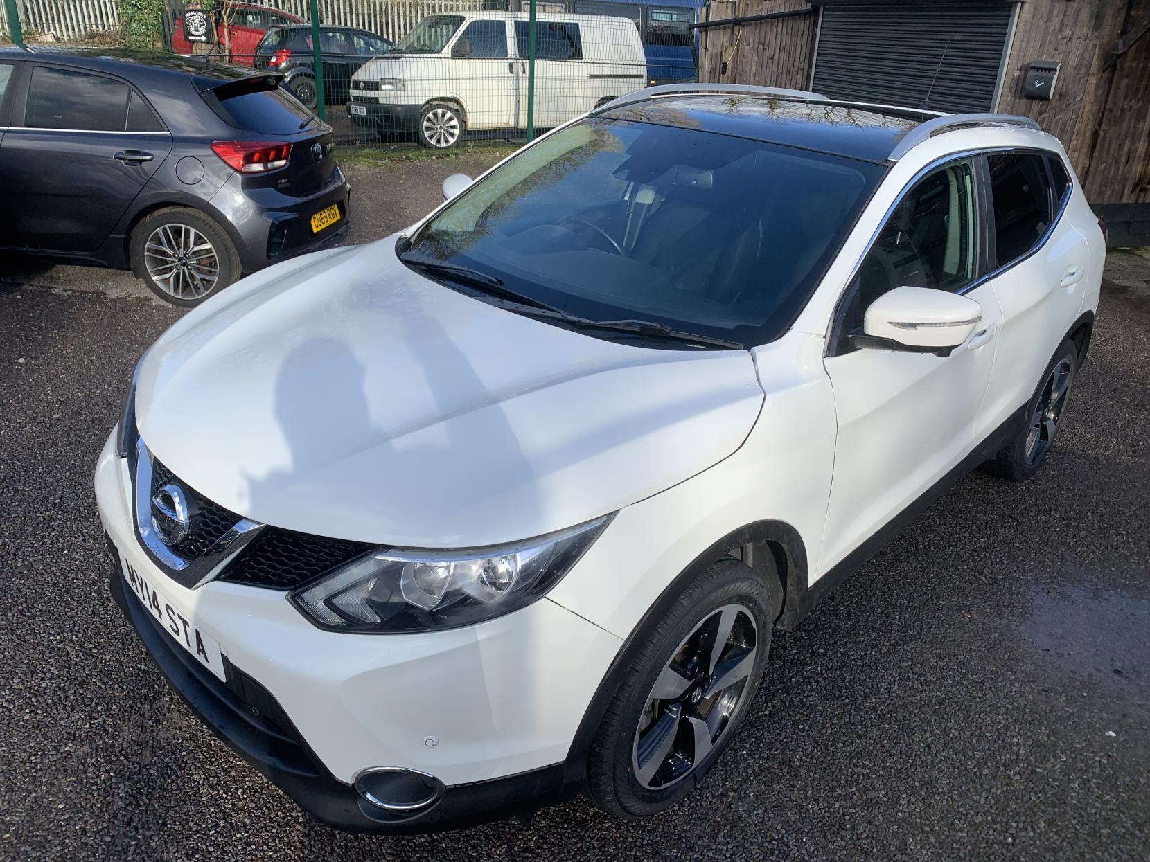 Nissan Qashqai 1.5 dCi N-Connecta SUV 5dr Diesel Manual 2WD Euro 6 (s/s) (110 ps)