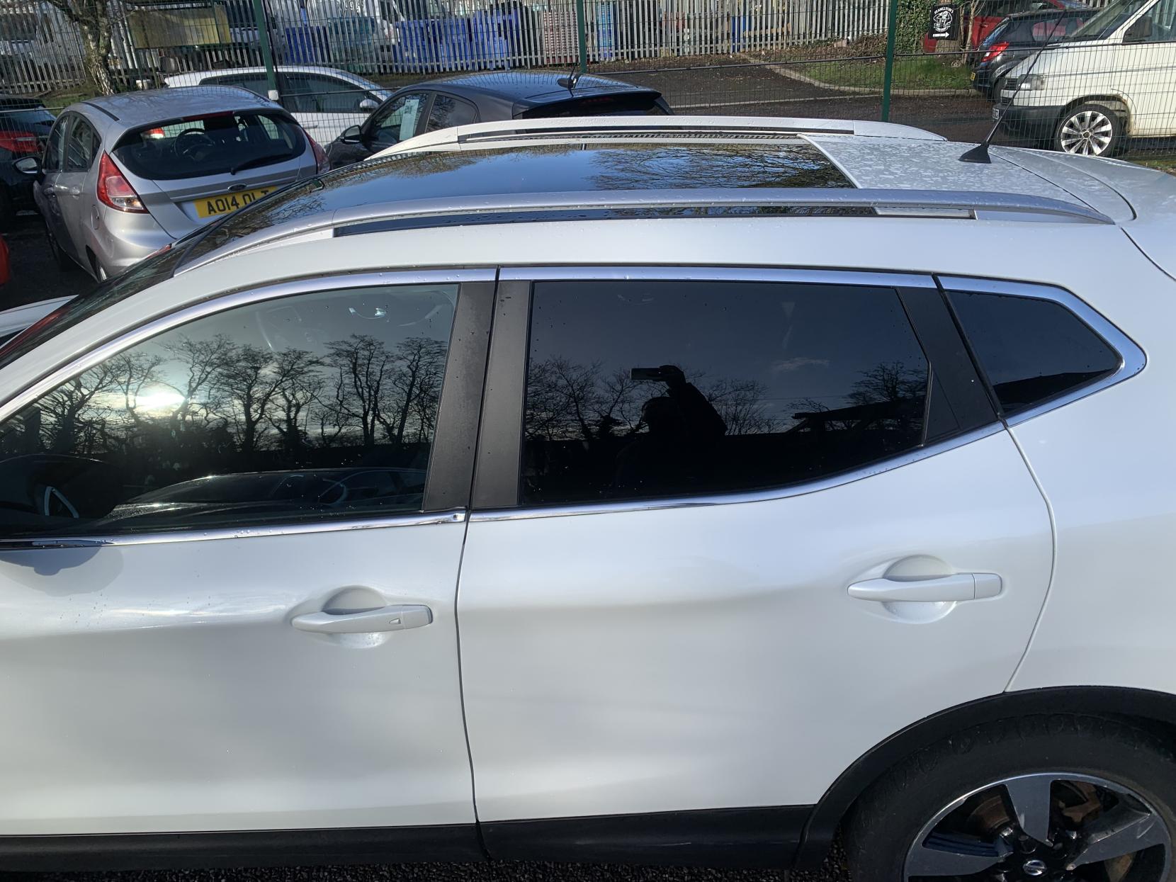 Nissan Qashqai 1.5 dCi N-Connecta SUV 5dr Diesel Manual 2WD Euro 6 (s/s) (110 ps)