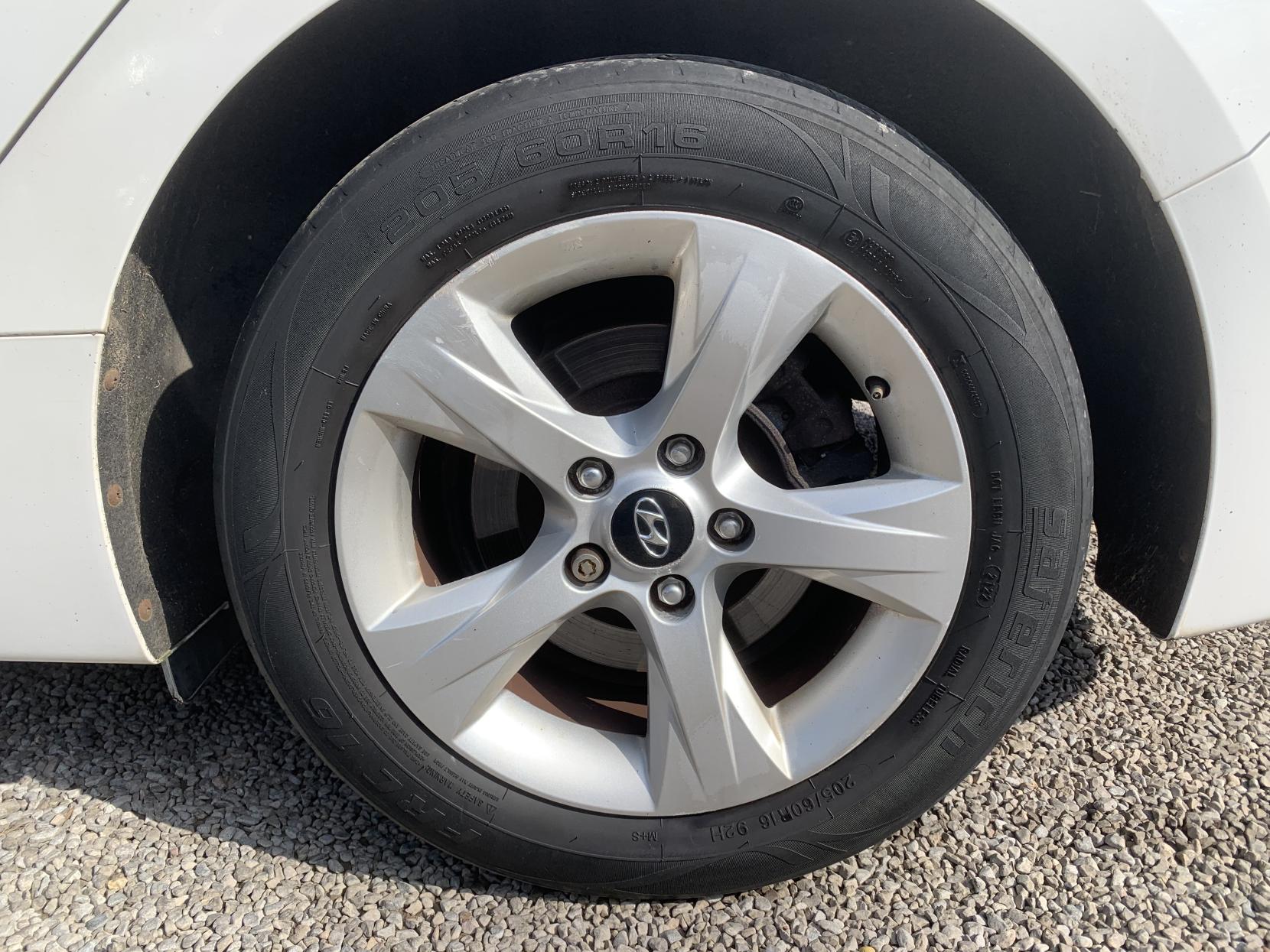 Hyundai i40 1.7 CRDi Blue Drive Active Estate 5dr Diesel Manual Euro 5 (s/s) (136 ps)