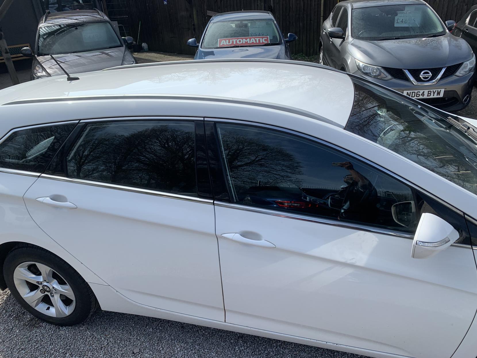 Hyundai i40 1.7 CRDi Blue Drive Active Estate 5dr Diesel Manual Euro 5 (s/s) (136 ps)