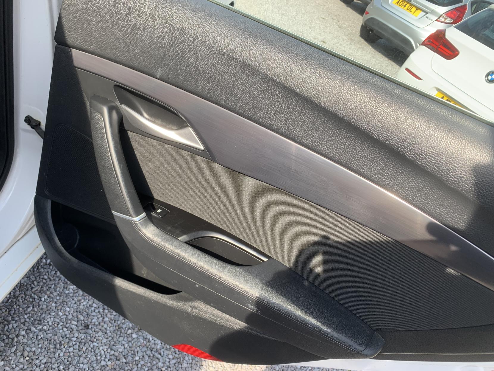 Hyundai i40 1.7 CRDi Blue Drive Active Estate 5dr Diesel Manual Euro 5 (s/s) (136 ps)