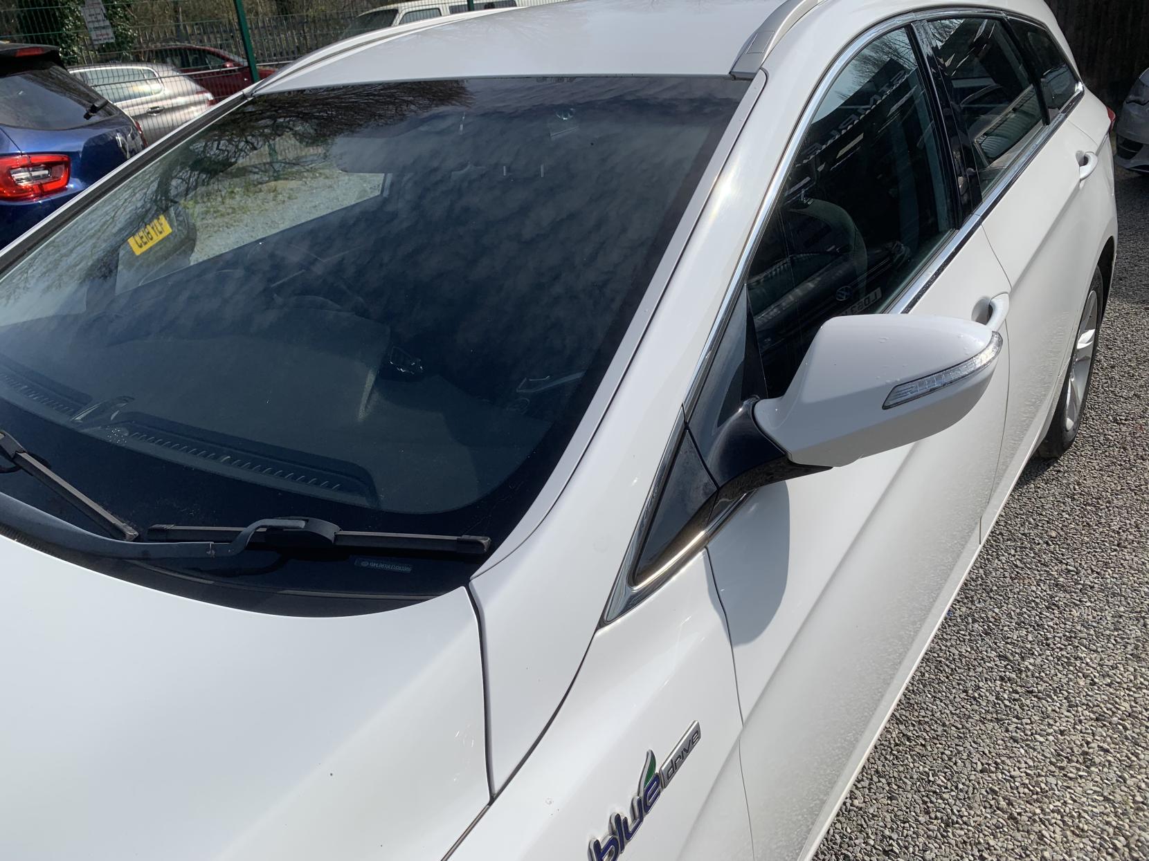 Hyundai i40 1.7 CRDi Blue Drive Active Estate 5dr Diesel Manual Euro 5 (s/s) (136 ps)