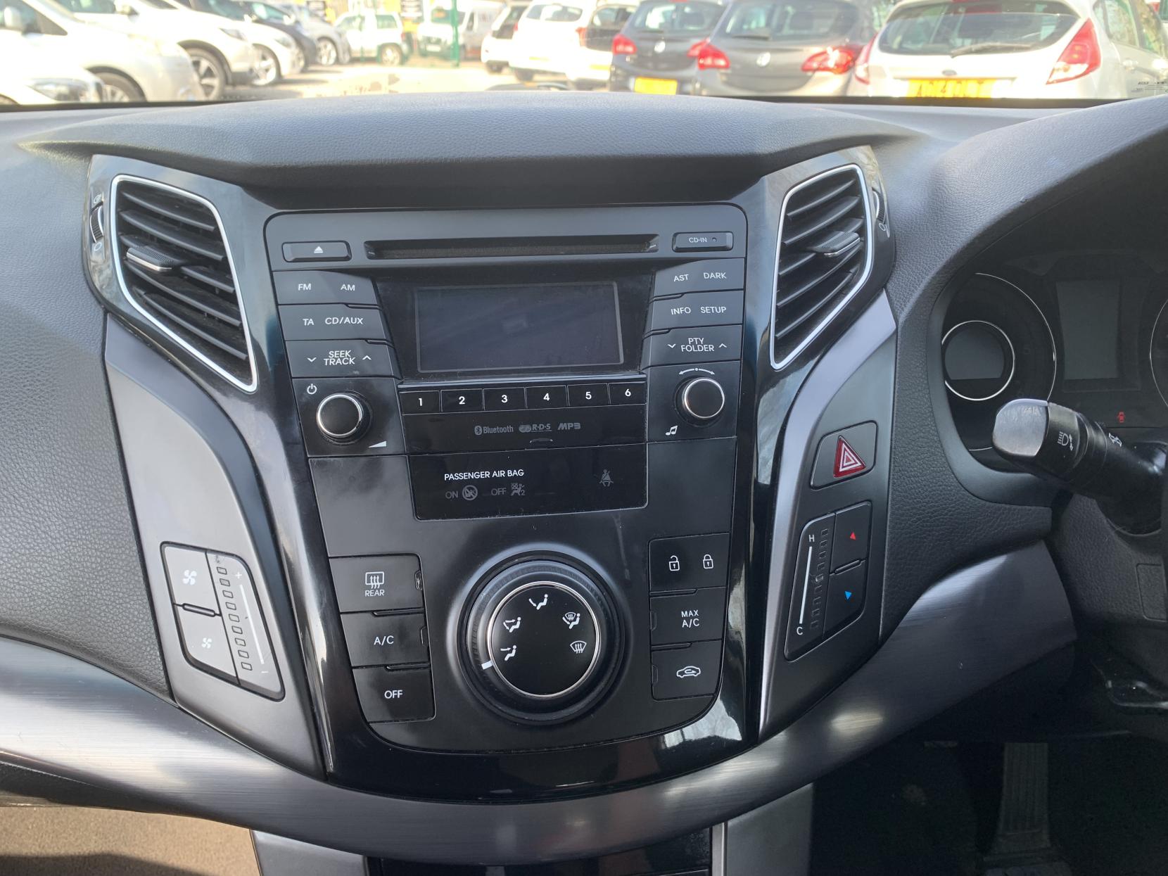 Hyundai i40 1.7 CRDi Blue Drive Active Estate 5dr Diesel Manual Euro 5 (s/s) (136 ps)