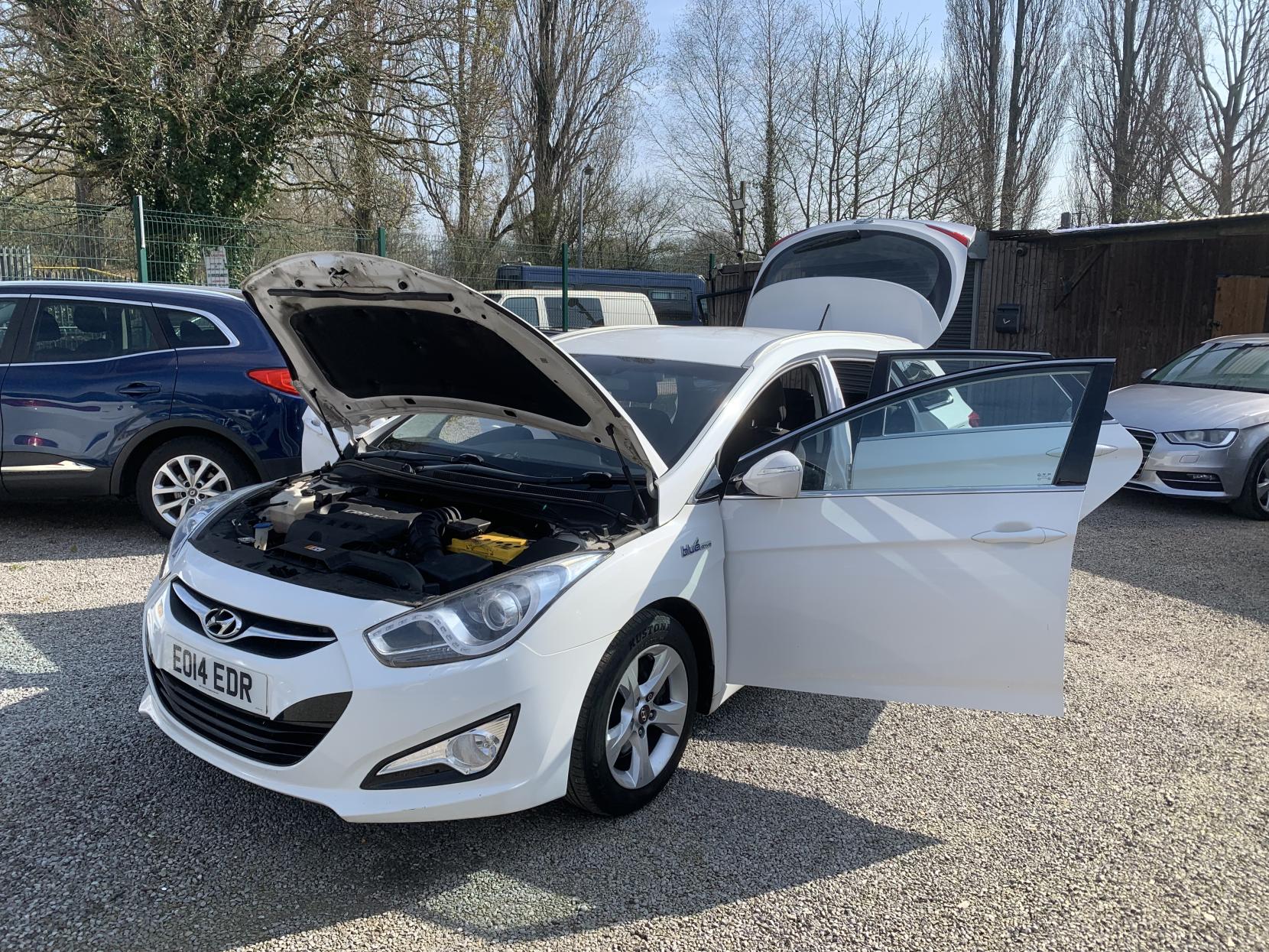 Hyundai i40 1.7 CRDi Blue Drive Active Estate 5dr Diesel Manual Euro 5 (s/s) (136 ps)