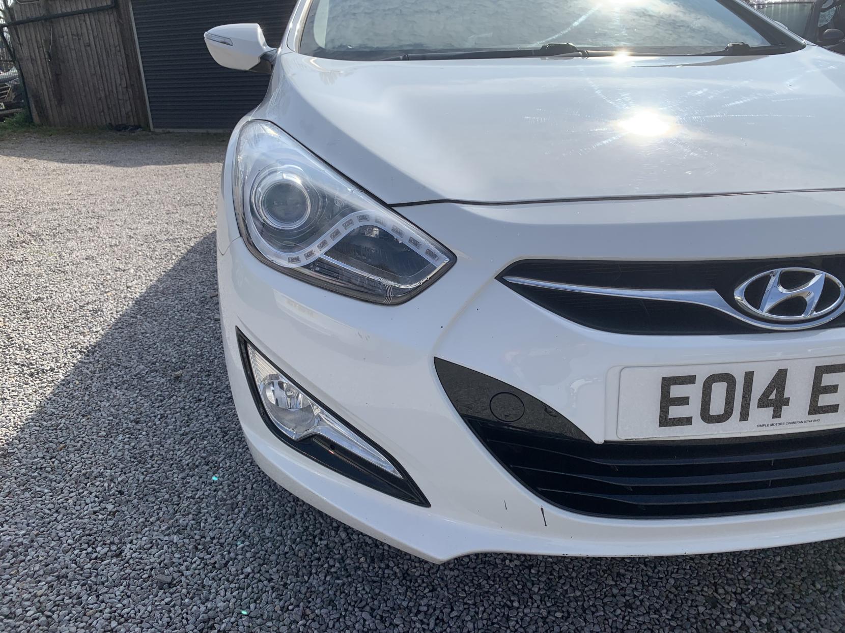 Hyundai i40 1.7 CRDi Blue Drive Active Estate 5dr Diesel Manual Euro 5 (s/s) (136 ps)